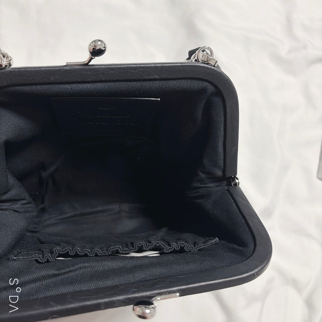 비비안웨스트우드 미니 숄더백 블랙 상품이미지6