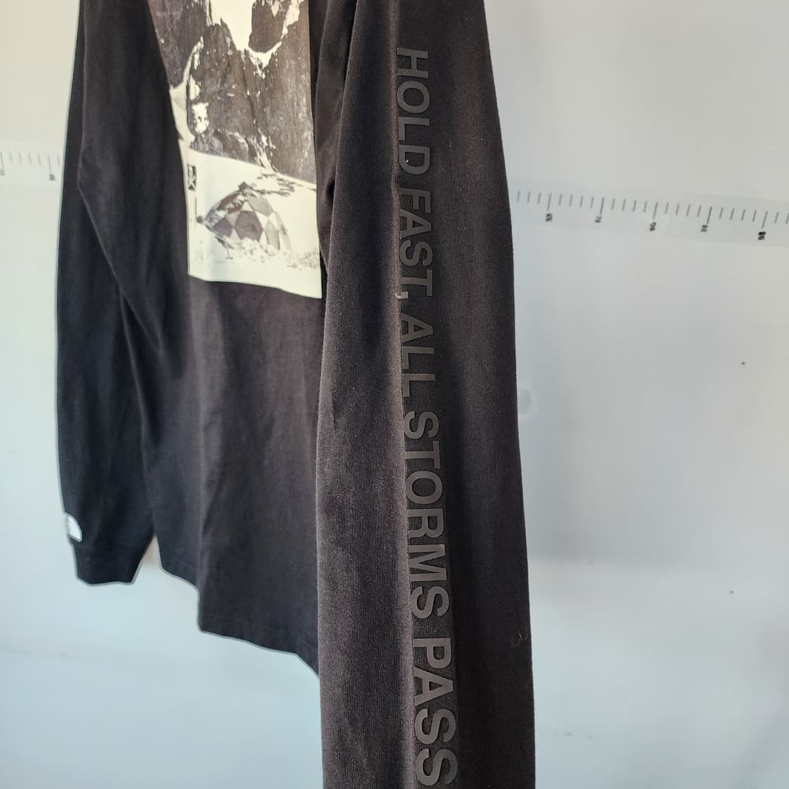 노스페이스 해골 긴팔티 블랙 상품이미지6