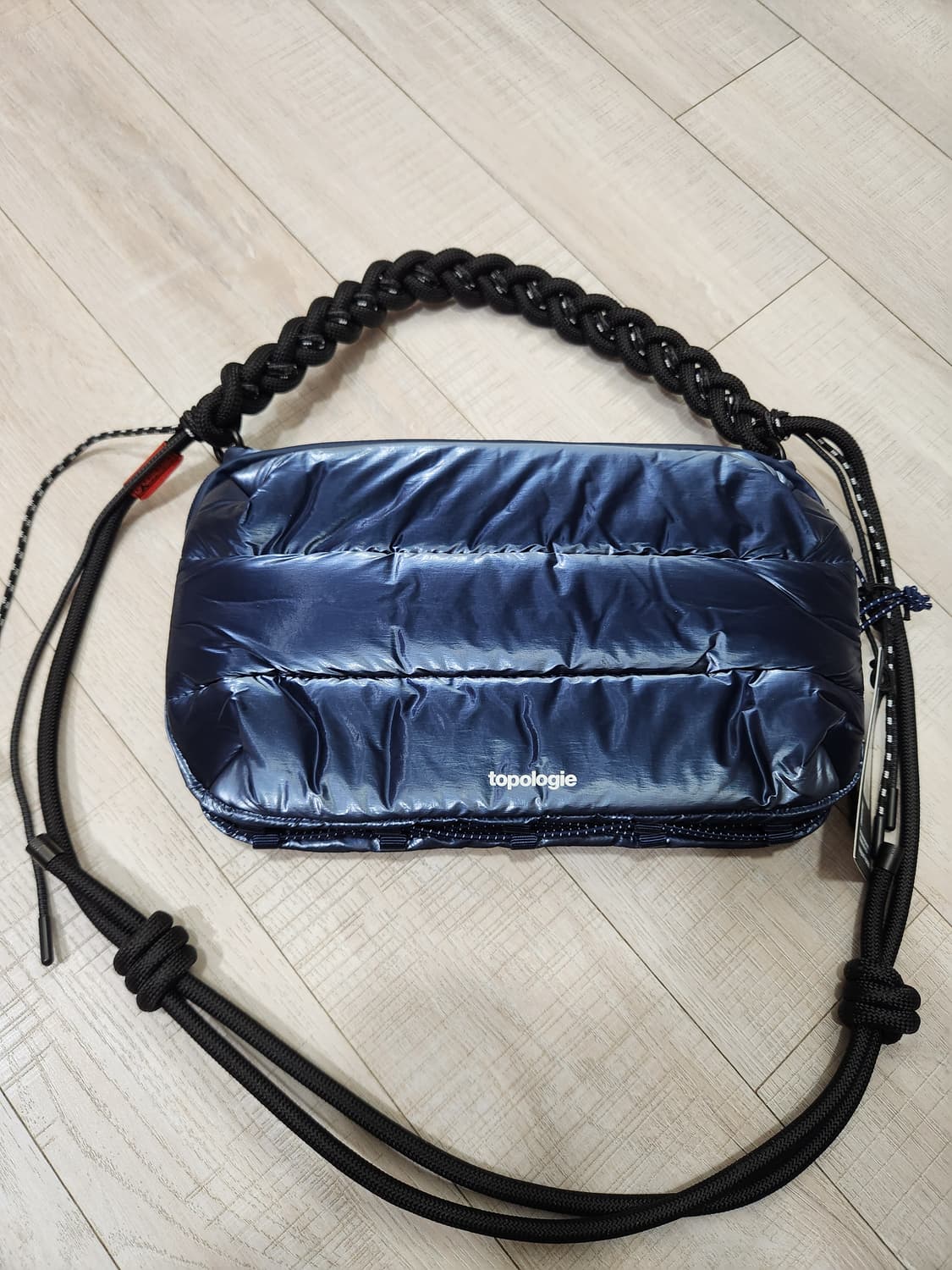 토폴로지 보틀 사코슈백 라지 상품이미지1