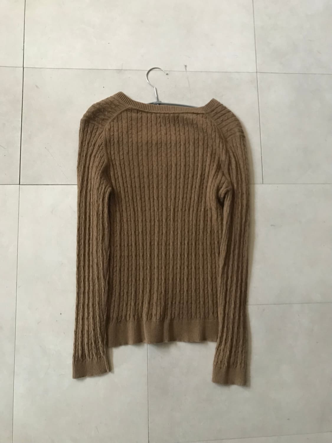 타미힐피거 베이지 브이넥 니트 상품이미지8