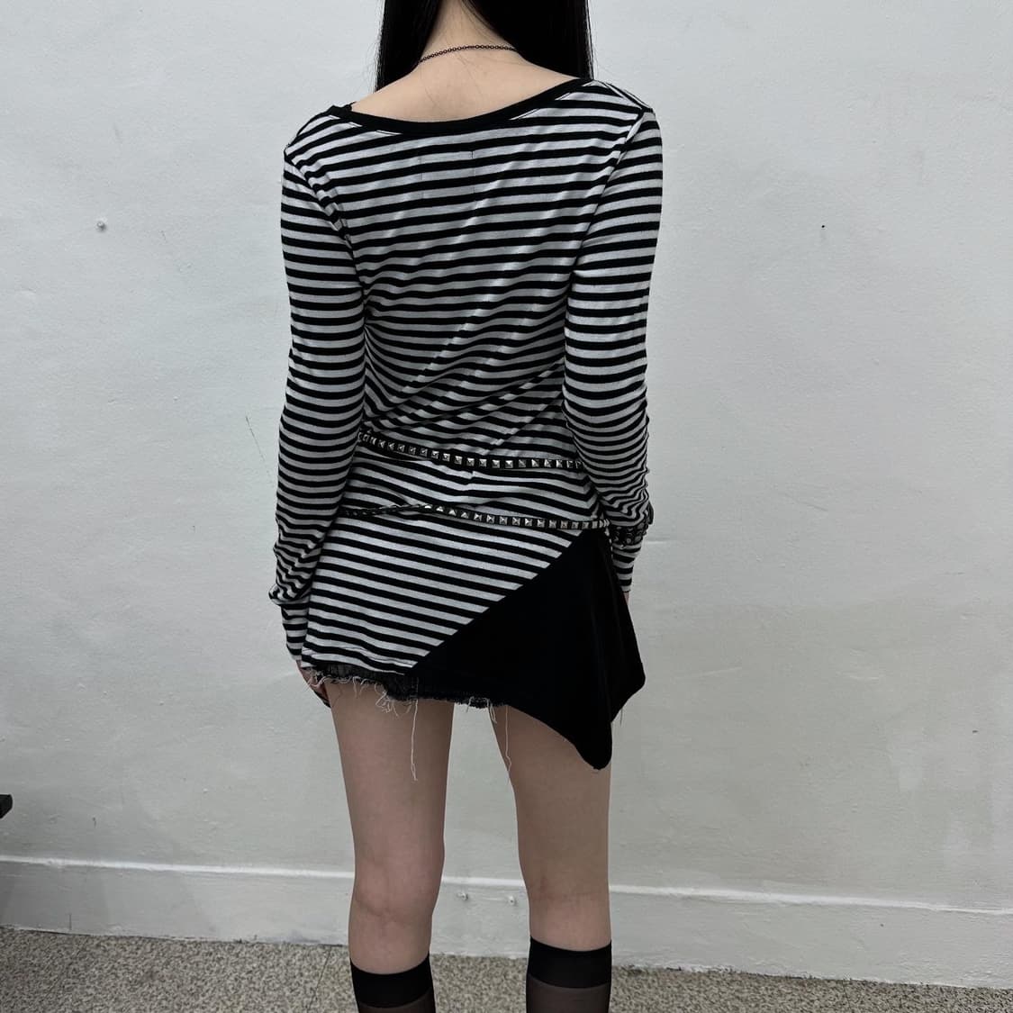 Stripe skull unbalanced long sleeve 상품이미지3