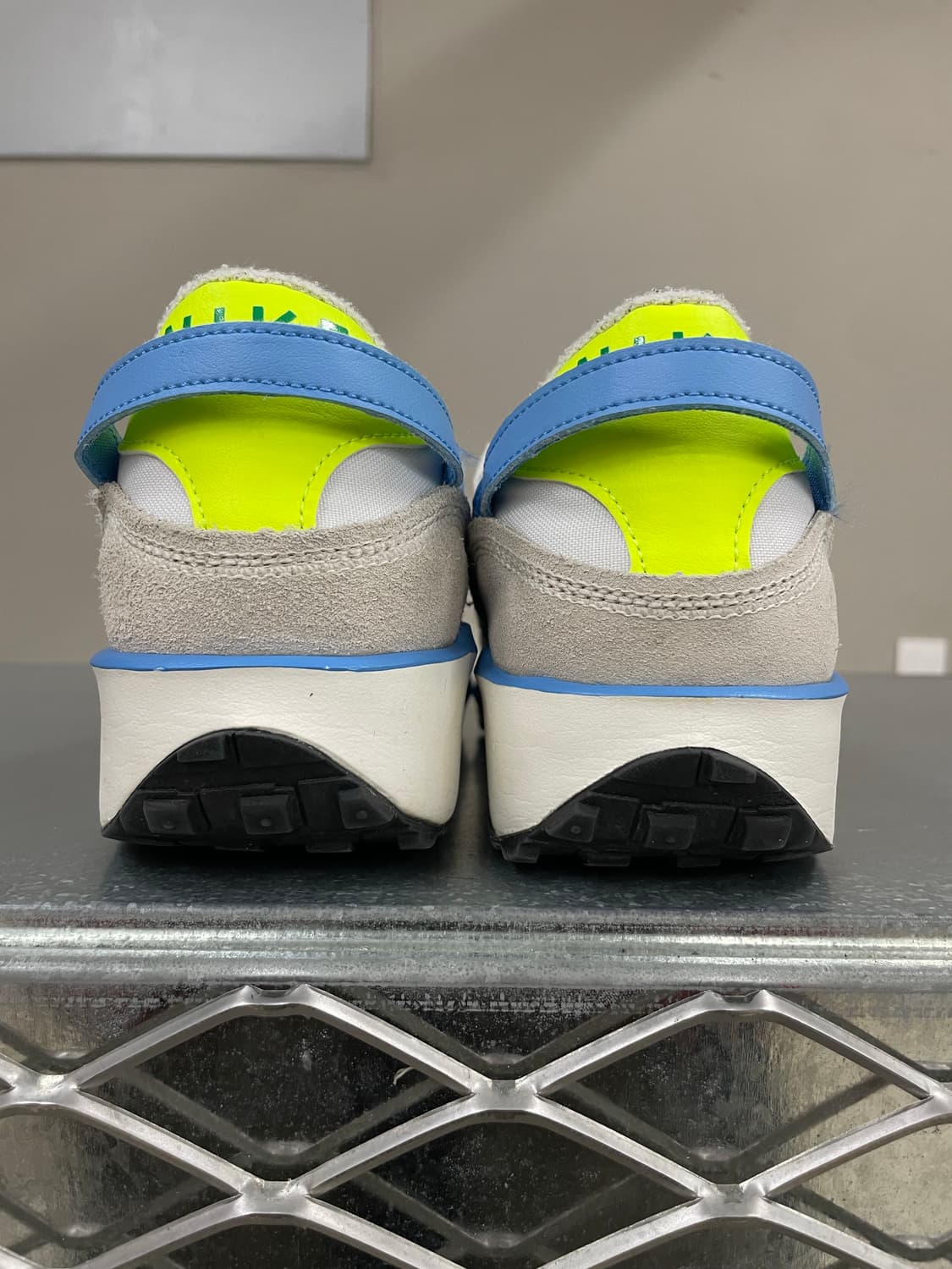 나이키 와플 데뷰 화이트 라이트 275 (gr-4119) 상품이미지3