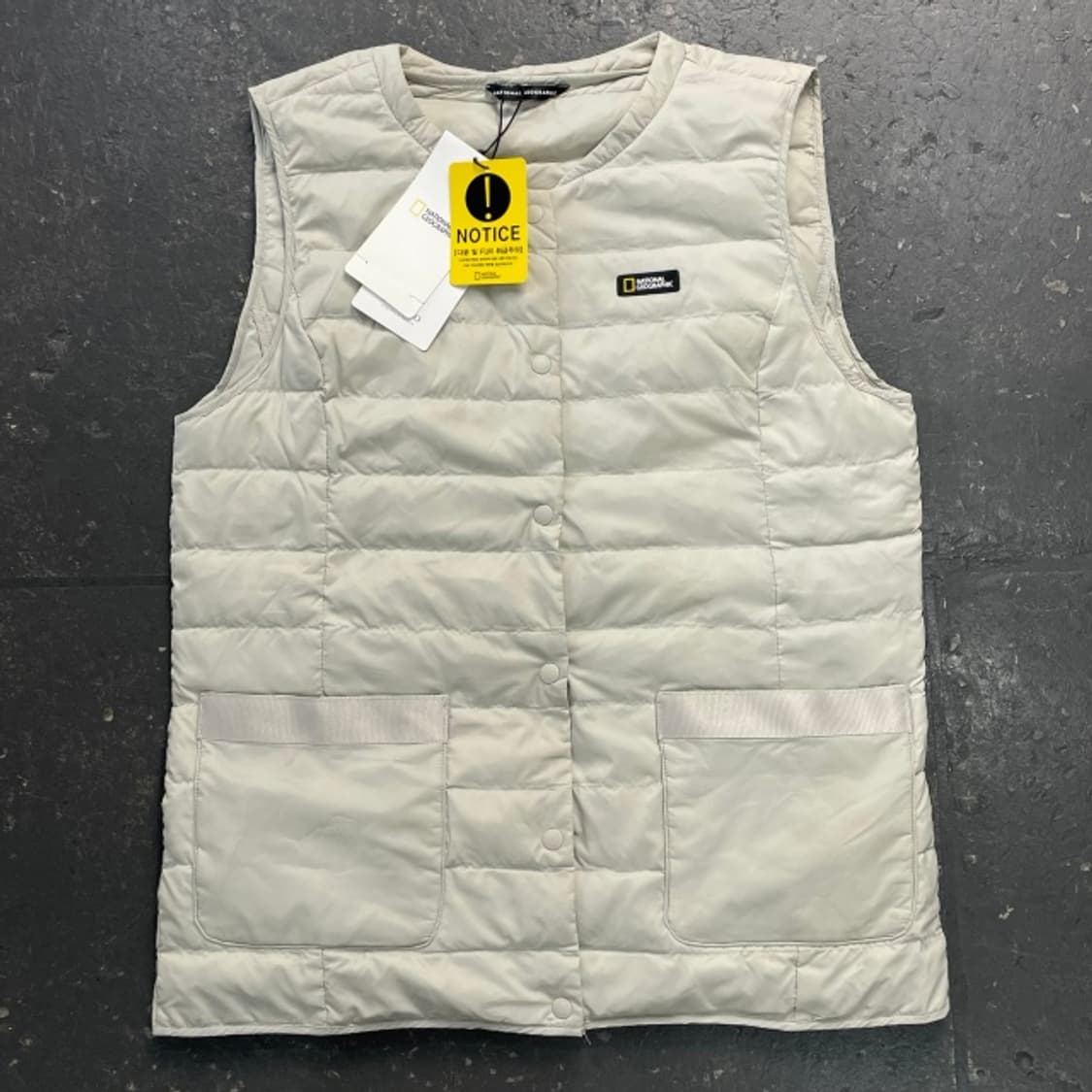 100 내셔널지오그래픽 패딩조끼 새상품  상품이미지1