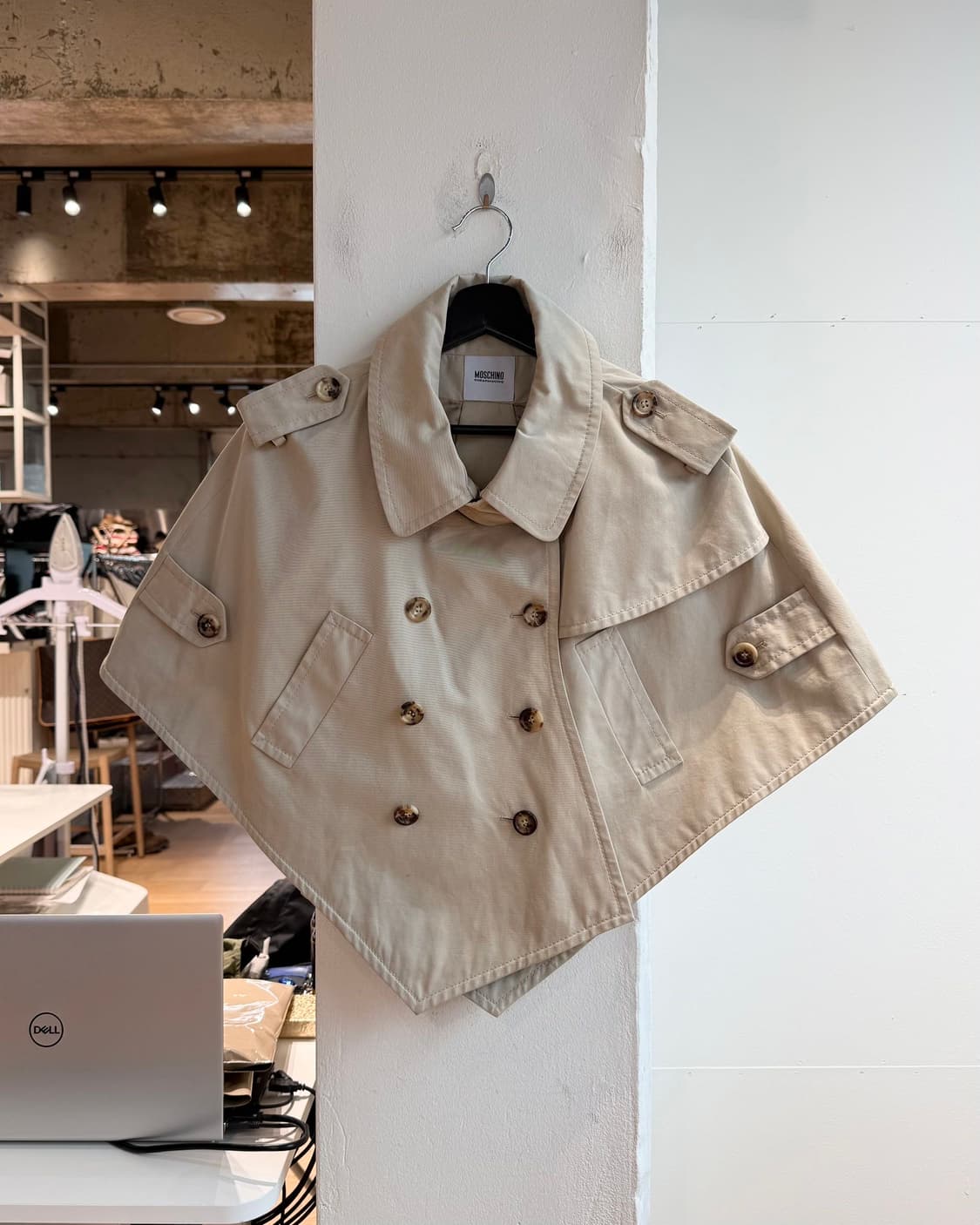 모스키노 베이지 트렌치코트 케이프 상품이미지2