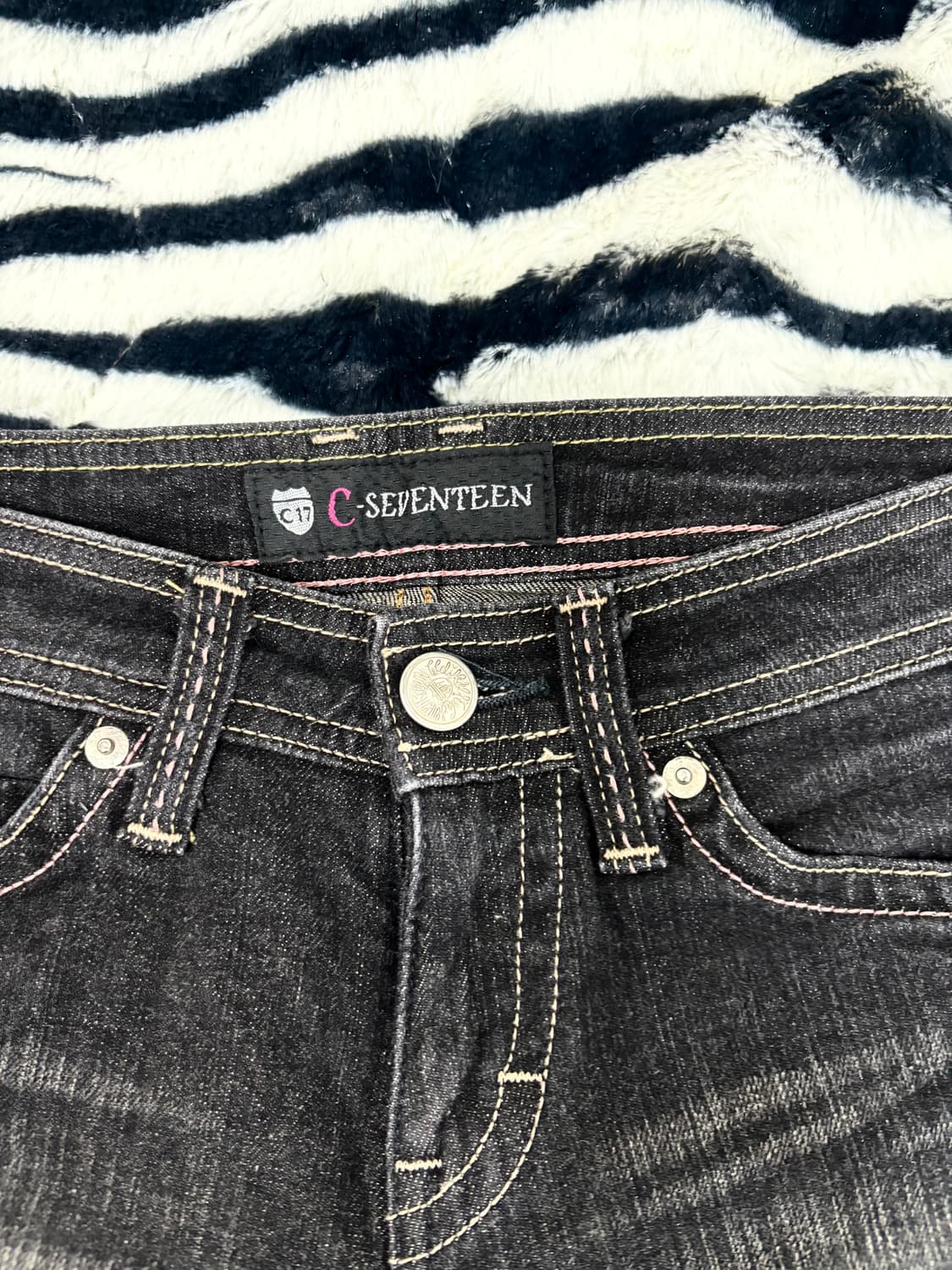 [G-Seventeen]Y2K Black Boots-Cut Washed  상품이미지8