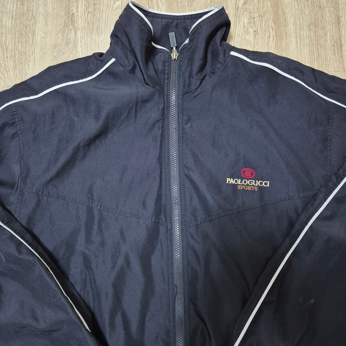 파올로구찌 프리미엄 자수로고 바람막이 자켓 상품이미지2