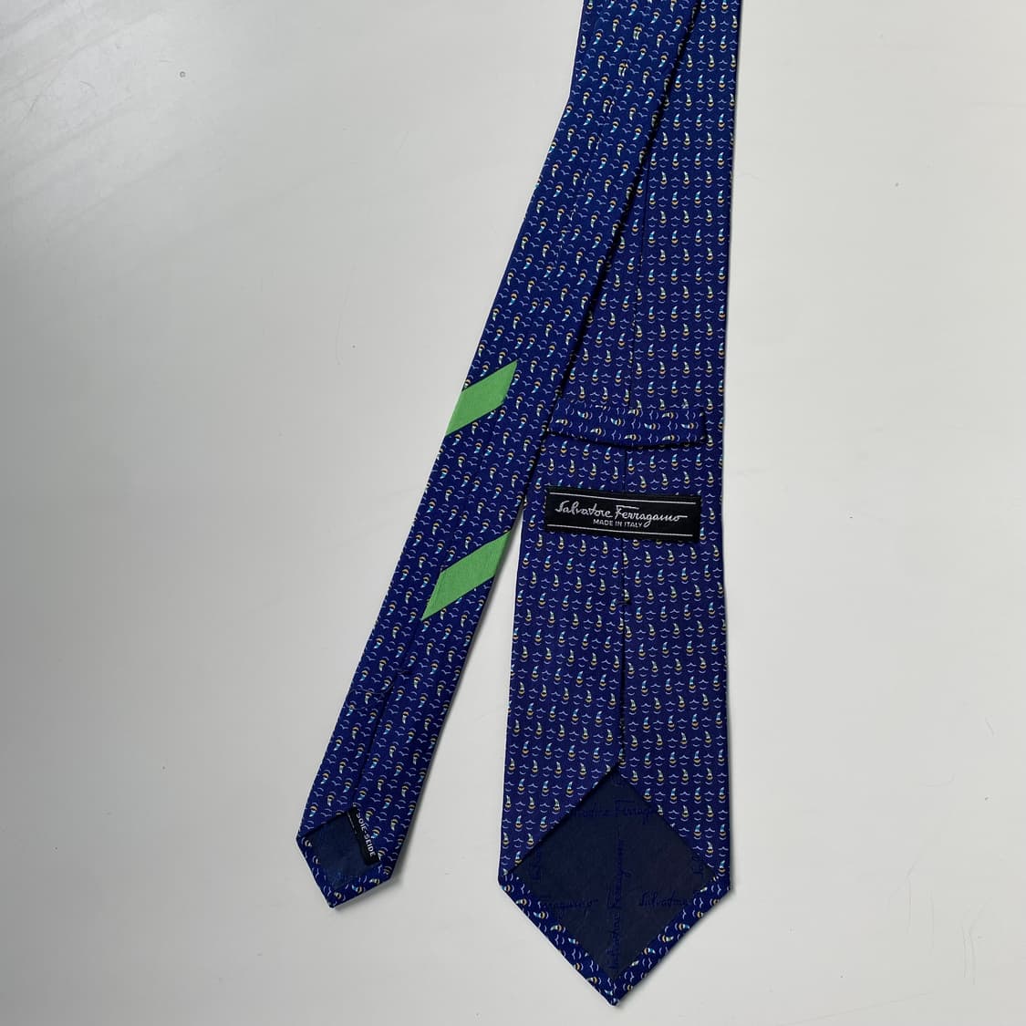 새상품급 페레가모(Ferragamo) 명품 정품 넥타이 상품이미지3