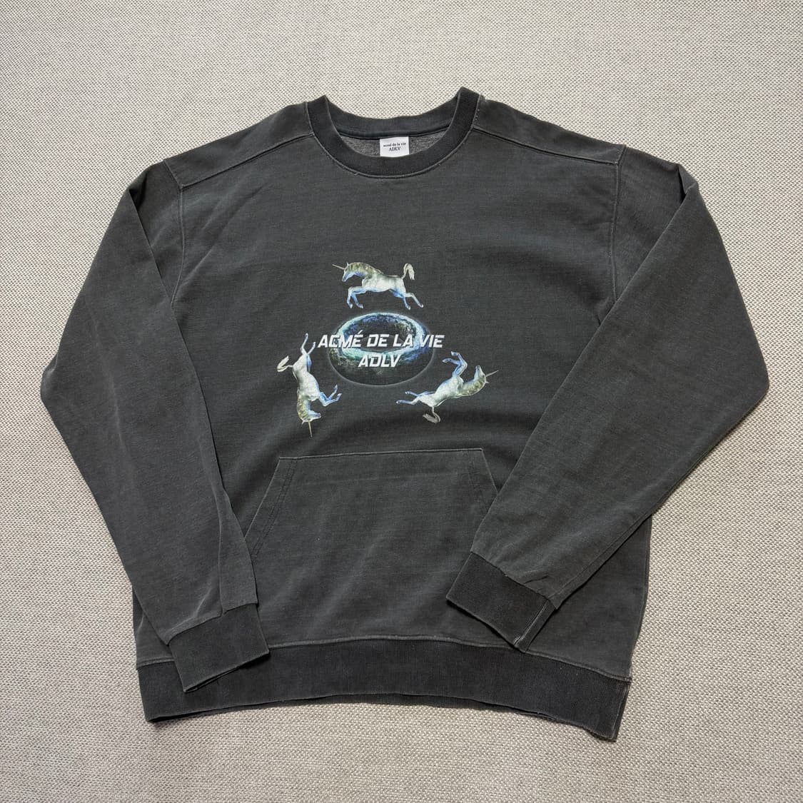 아크메드라비 피그먼트 유니콘 맨투맨 상품이미지1