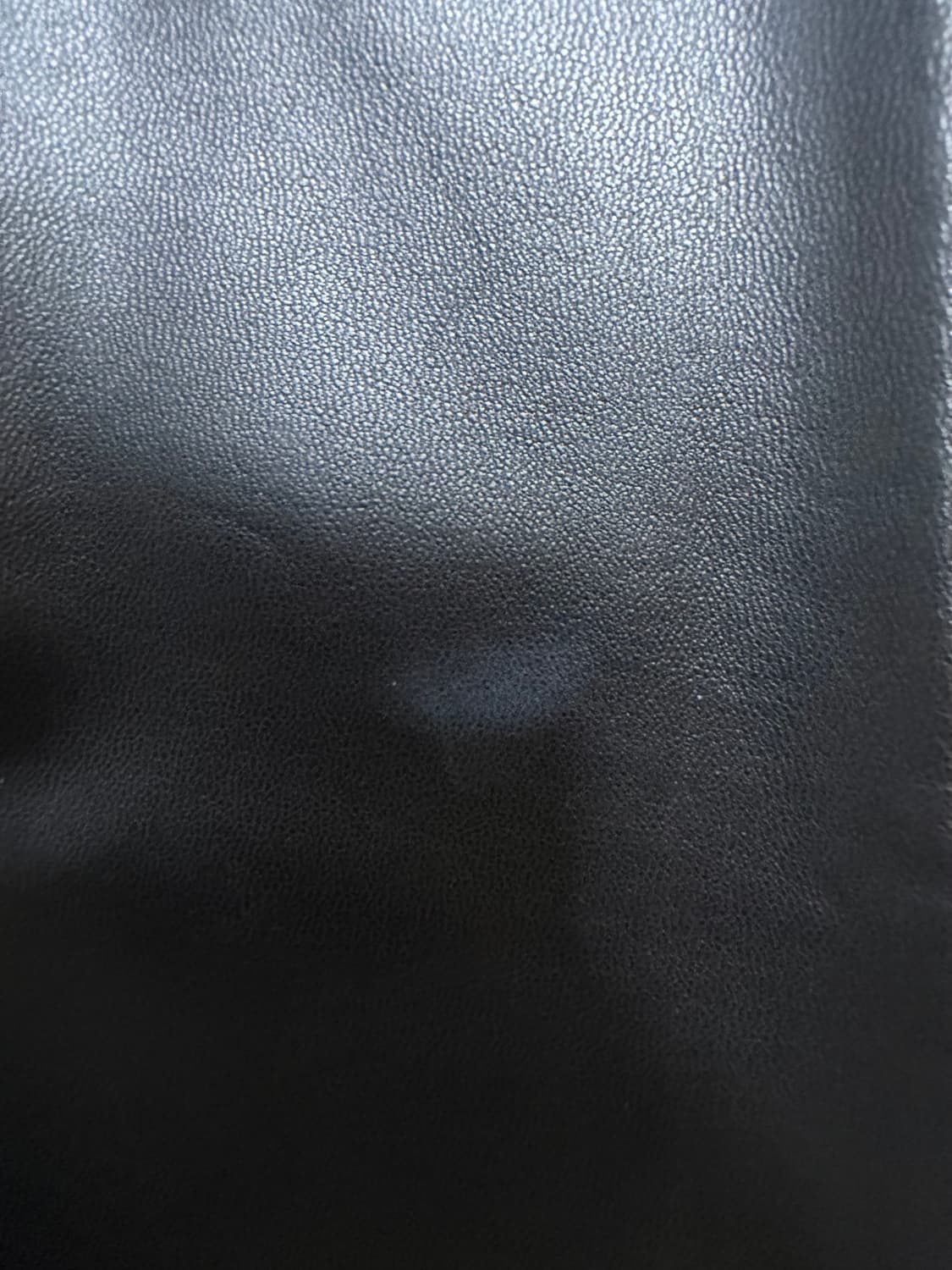 토니웩 레더팬츠 30사이즈 팝니다(23fw) 상품이미지2