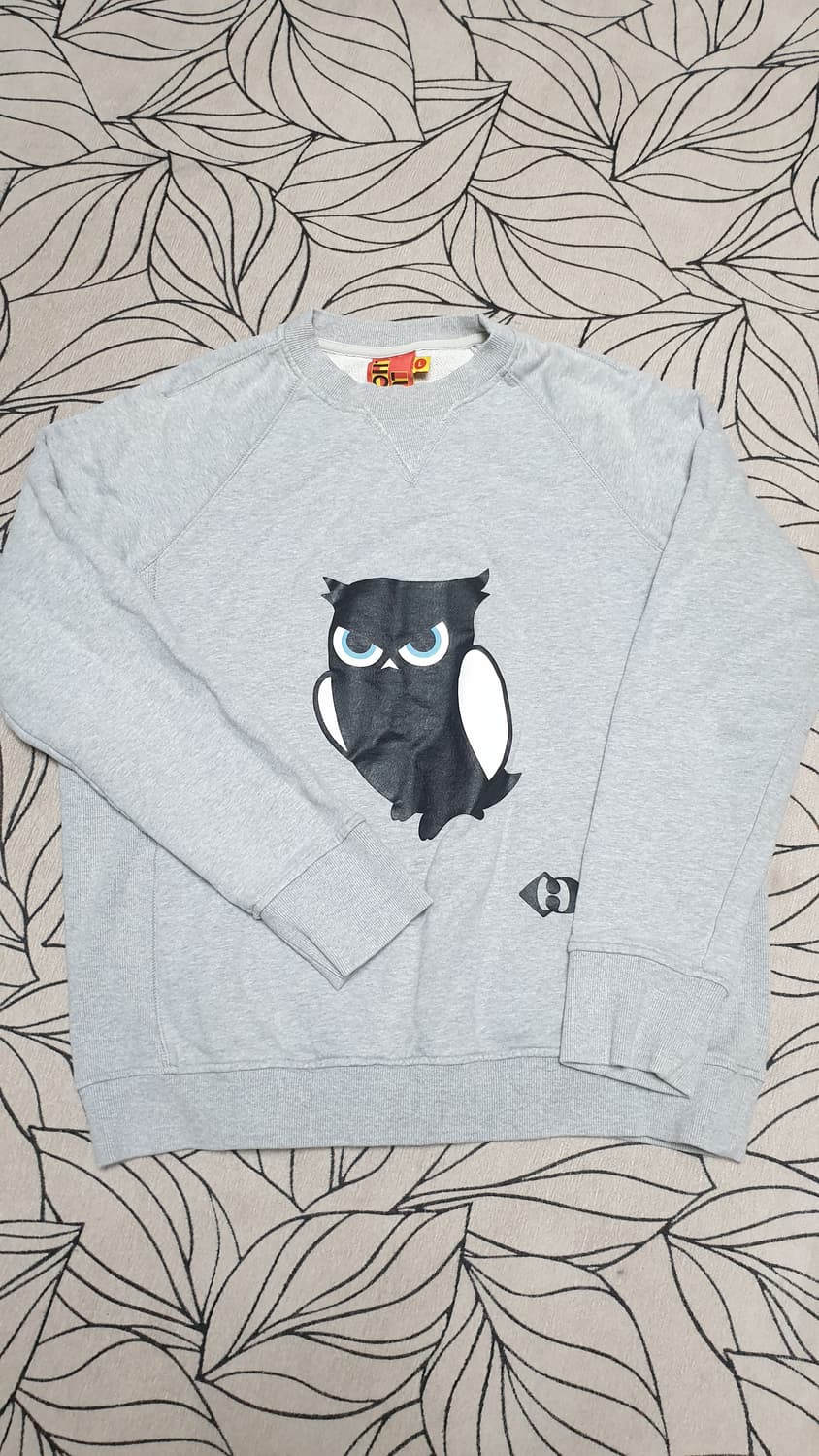 럭키슈에뜨 부엉이 맨투맨 L 회색 세미오버핏 상품이미지1