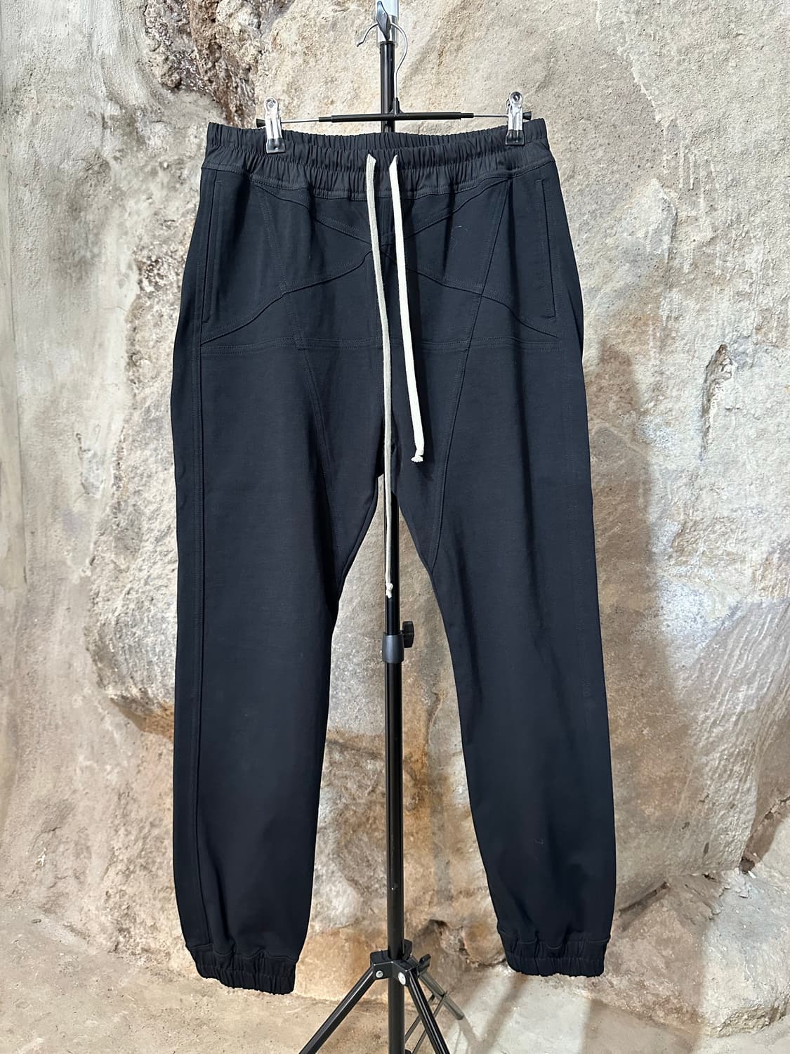 릭오웬스 펜타 드로우스트링 조거 팬츠 상품이미지1