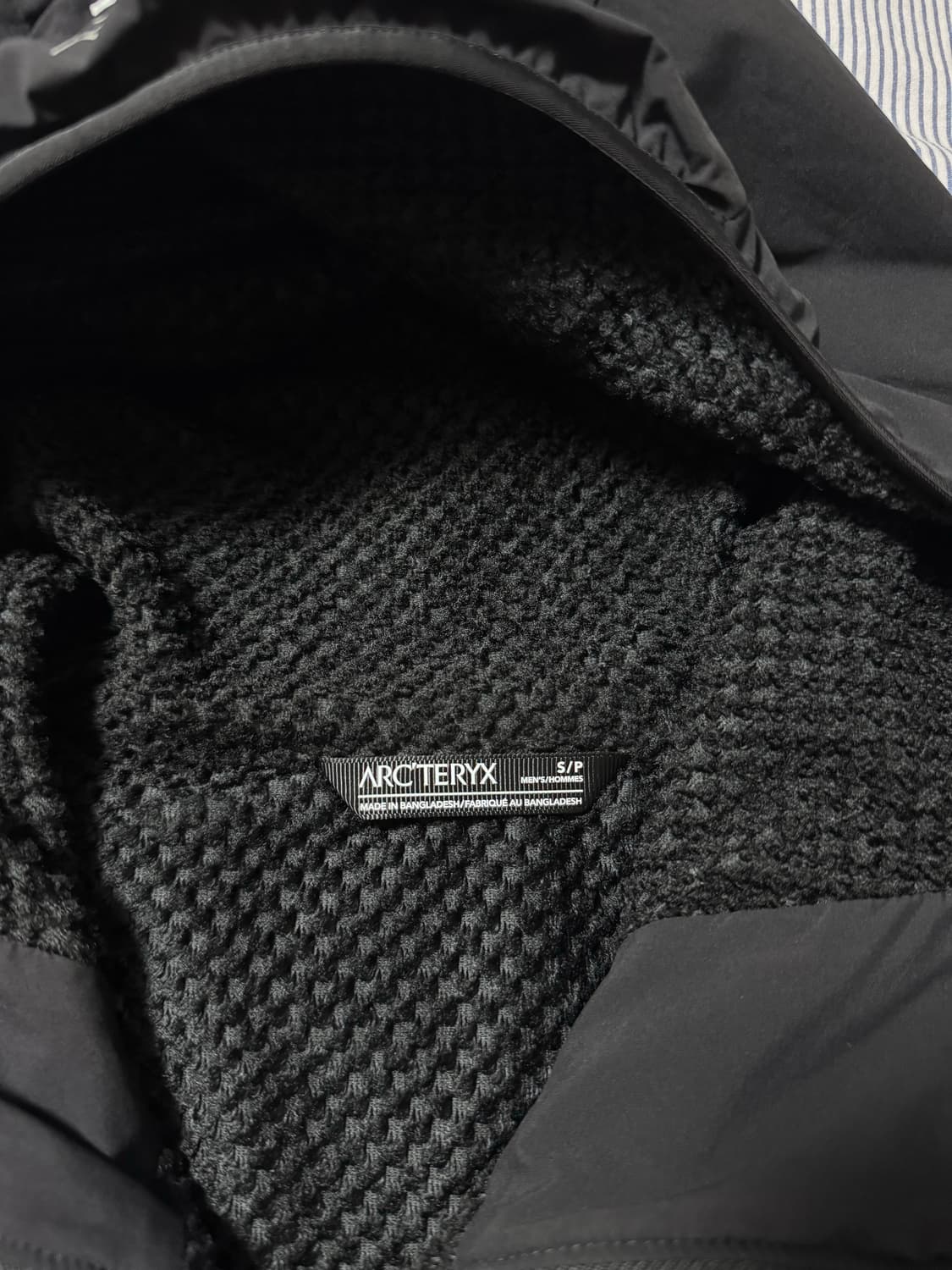 아크테릭스 프로톤 라이트웨이트 후디 블랙 상품이미지5