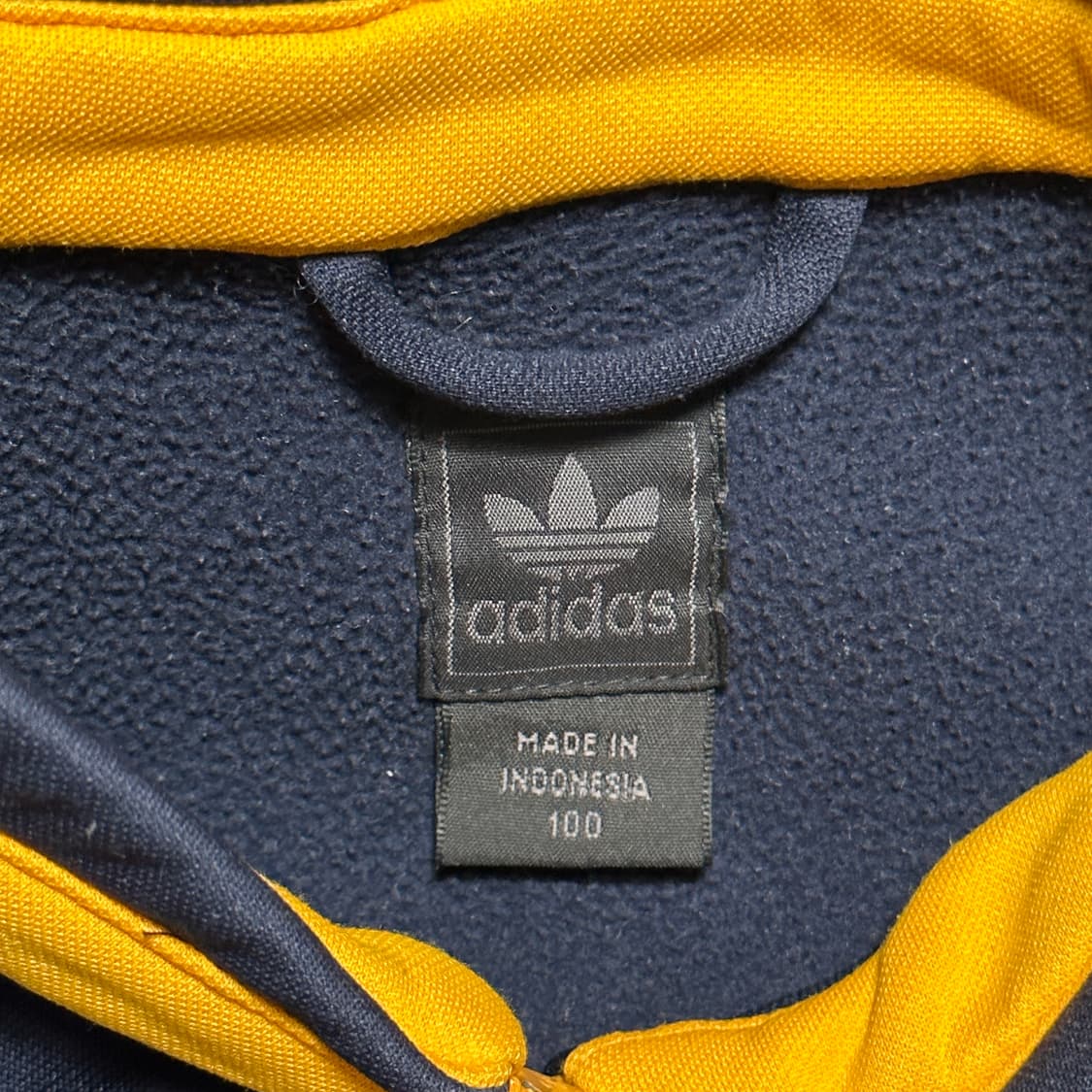 100 00‘s 아디다스 시펠드 옐로우 파이핑 트랙탑 상품이미지3