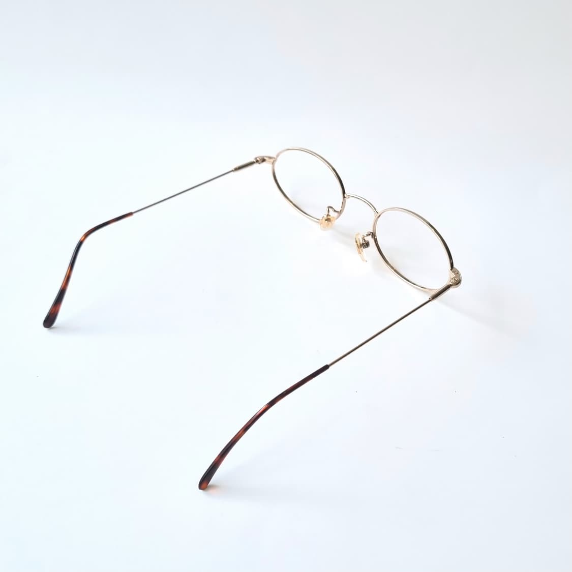 진열상품 타원형 스텐다드 골드 안경테 396 상품이미지6