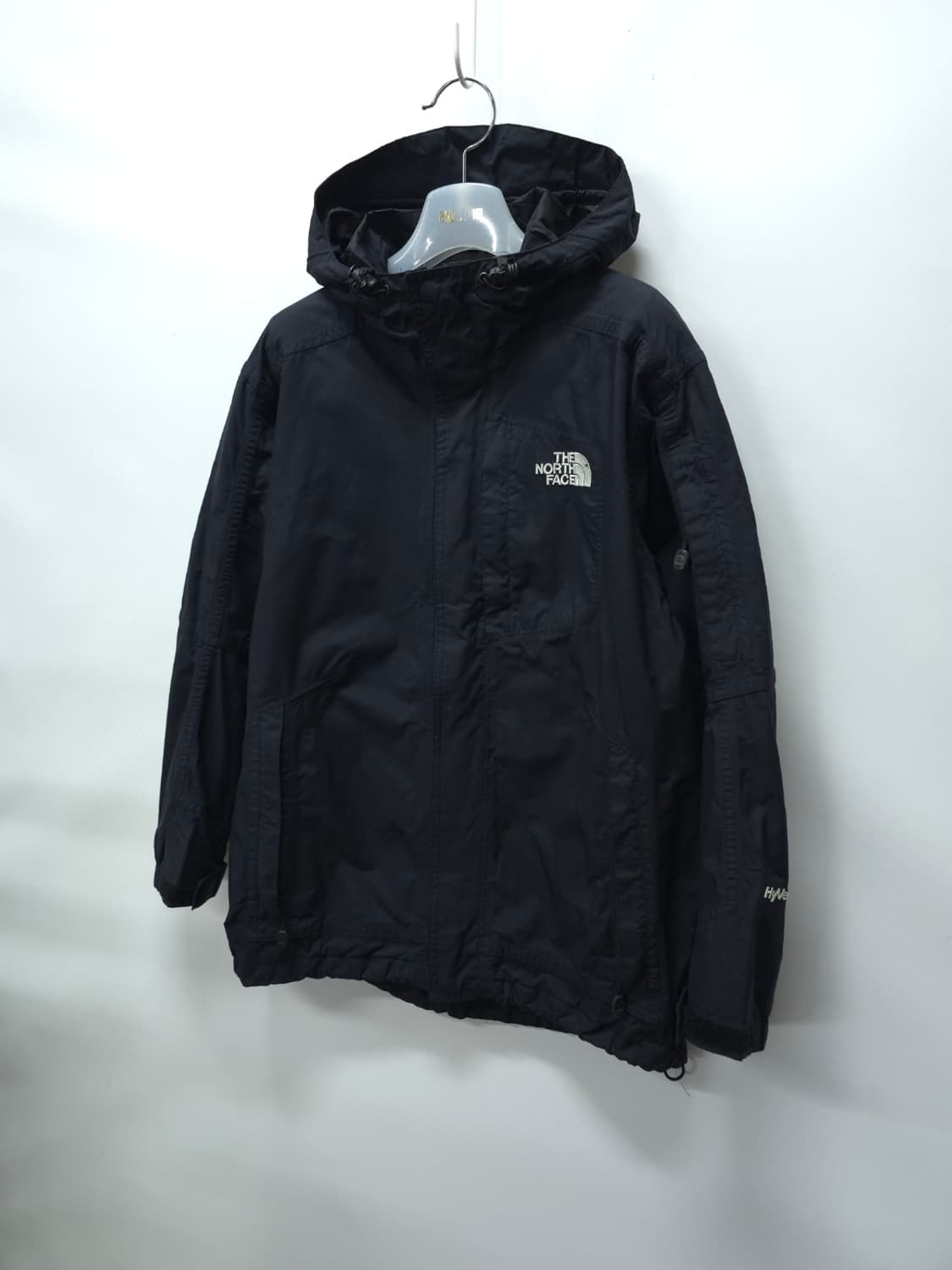 노스페이스 여성 블랙 하이벤트 바람막이 자켓(66~66반) 상품이미지1