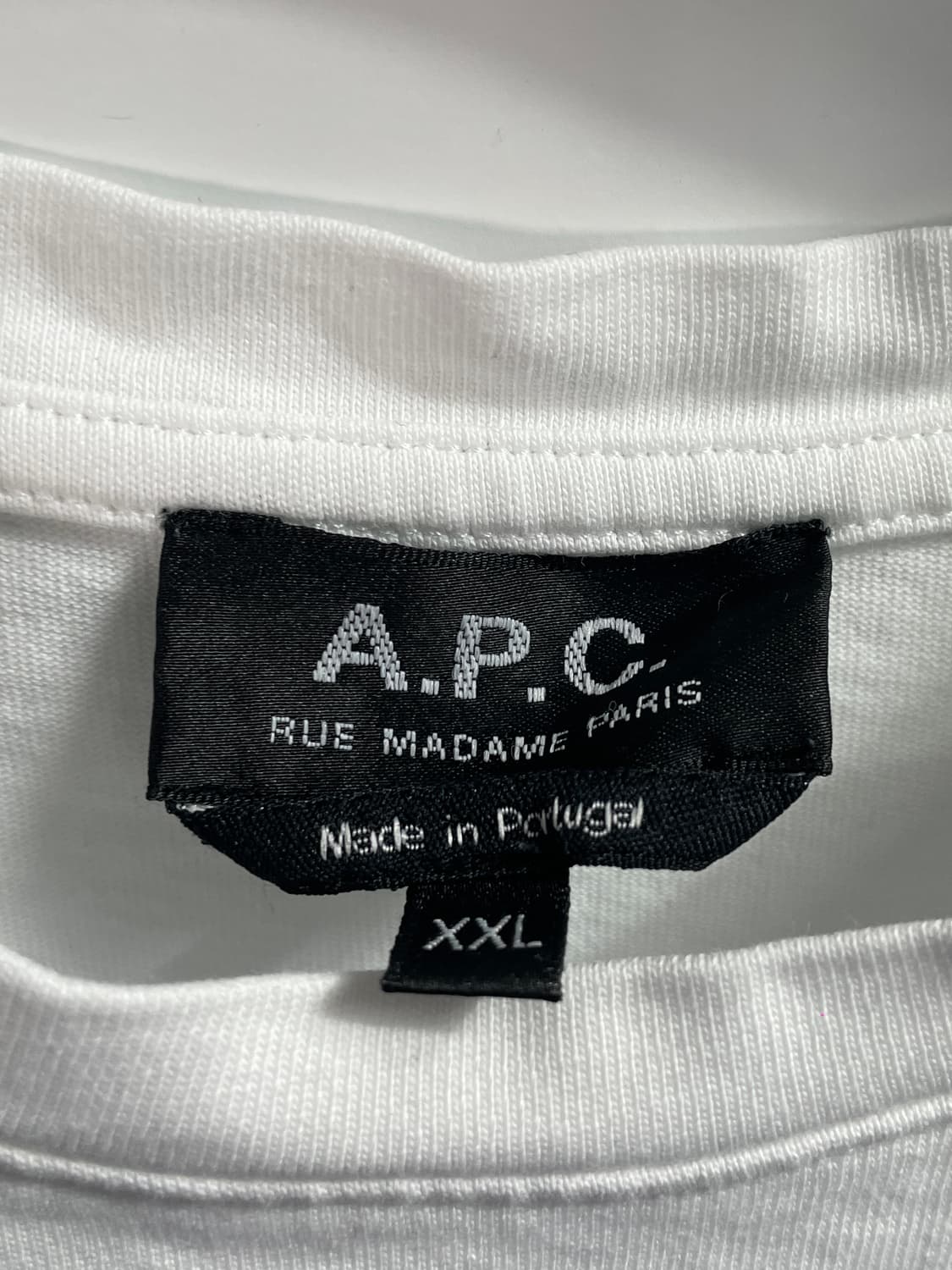 A.P.C 아페쎄 루 마담 자수 반팔티 (on.443) 상품이미지5