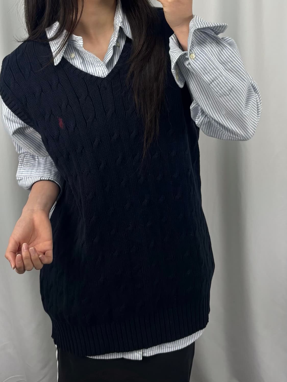 폴로 네이비 꽈배기 니트 베스트 상품이미지1