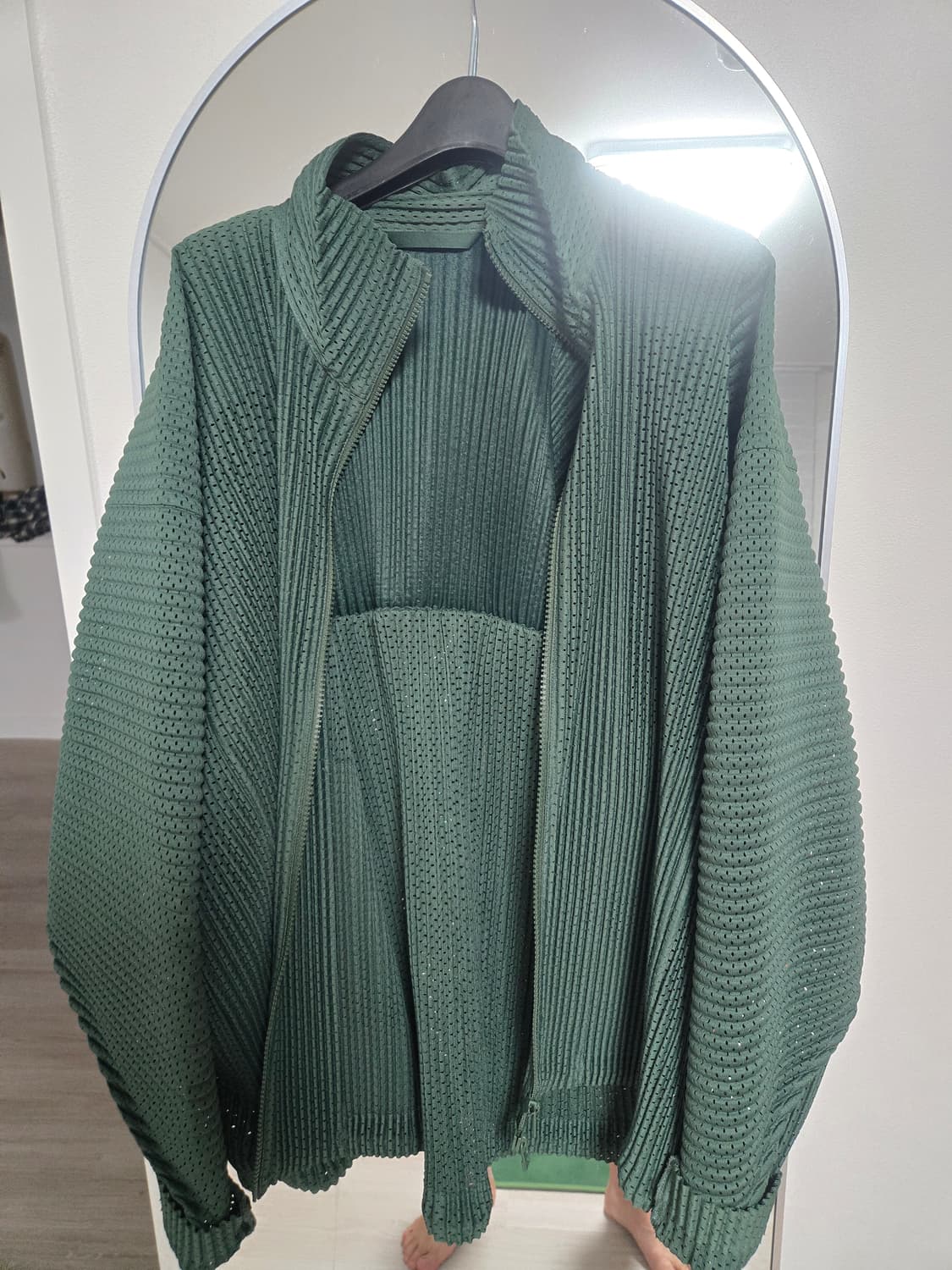 옴므플리세 메쉬집업 상품이미지1