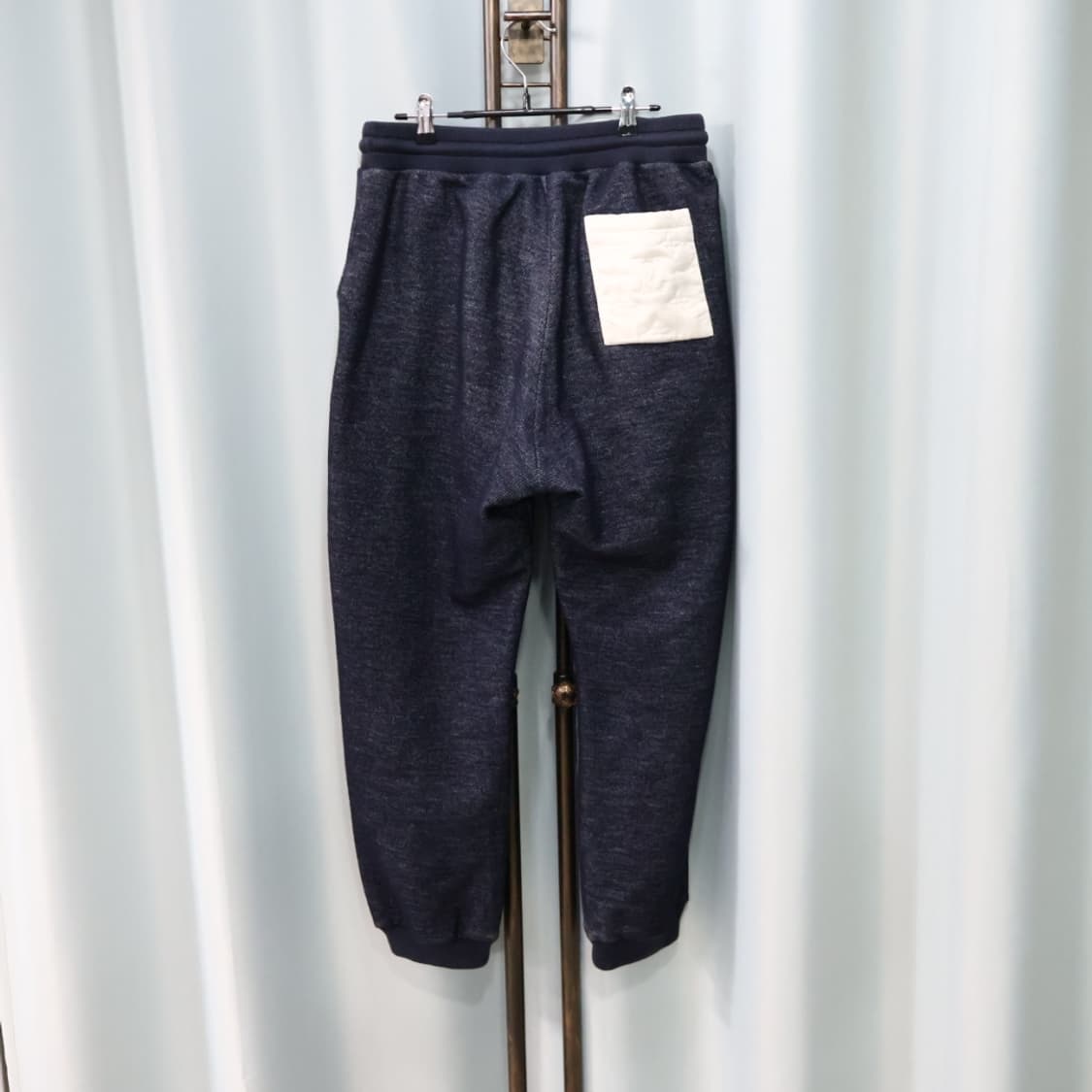 루이비통 모노그램 포켓 하이브리드 스웨트 팬츠 M 상품이미지5