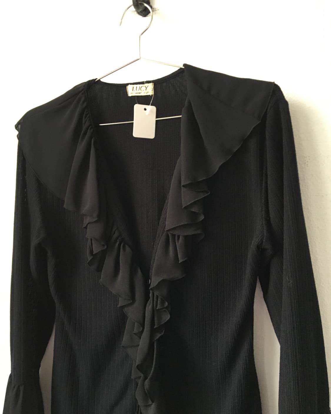 Ruffle point cardigan 상품이미지3