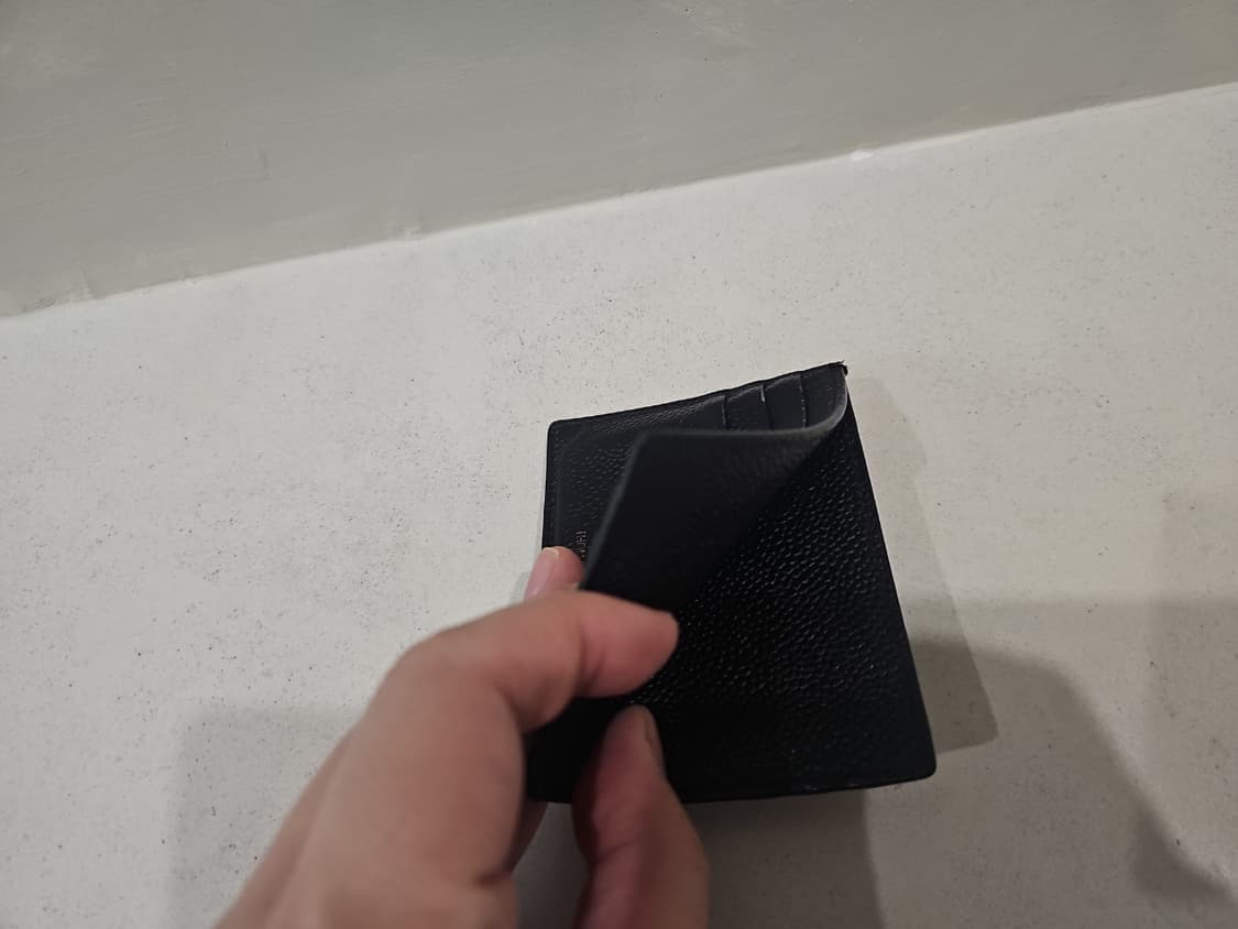 톰브라운 정품 삼선택 카드지갑 싸게 팝니다 상품이미지2