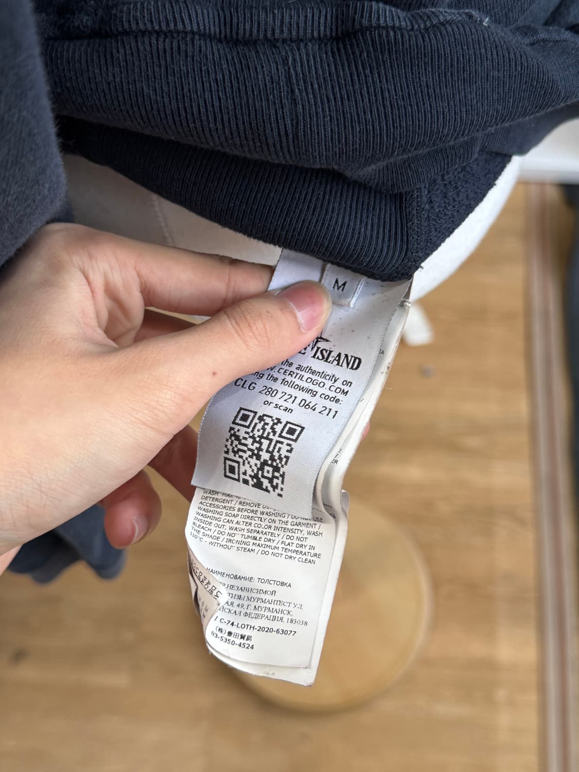 [새상품급,M] 스톤아일랜드 블랙 맨투맨 상품이미지5