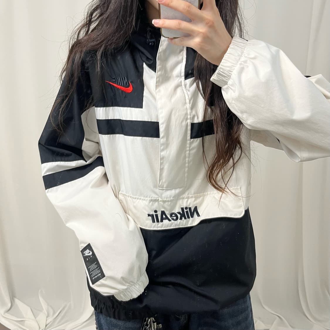 Nike black & white anorak 상품이미지3