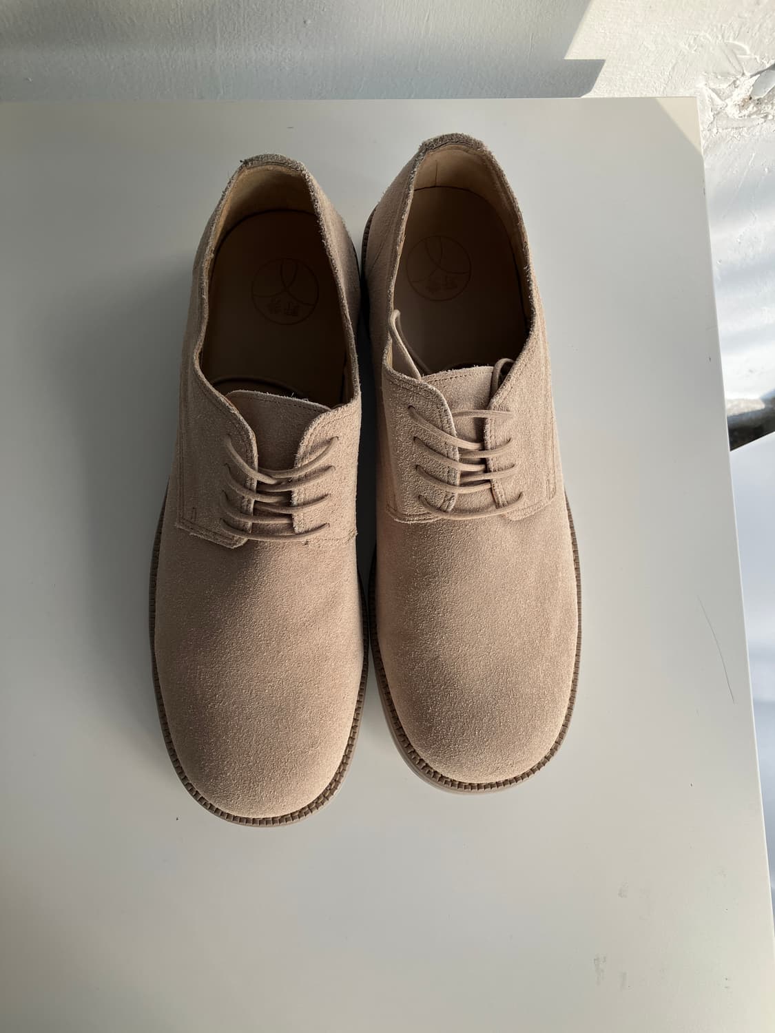 야세 카우하이드 더비 베이지 상품이미지6