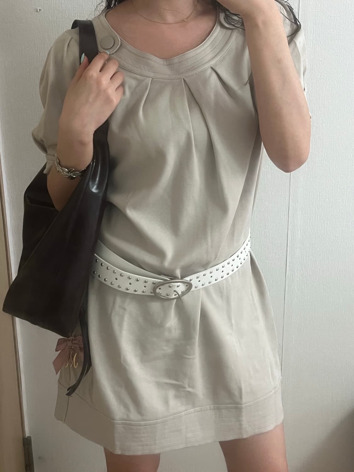 빈티지 왕단추 퍼프소매 미니 원피스 상품이미지3