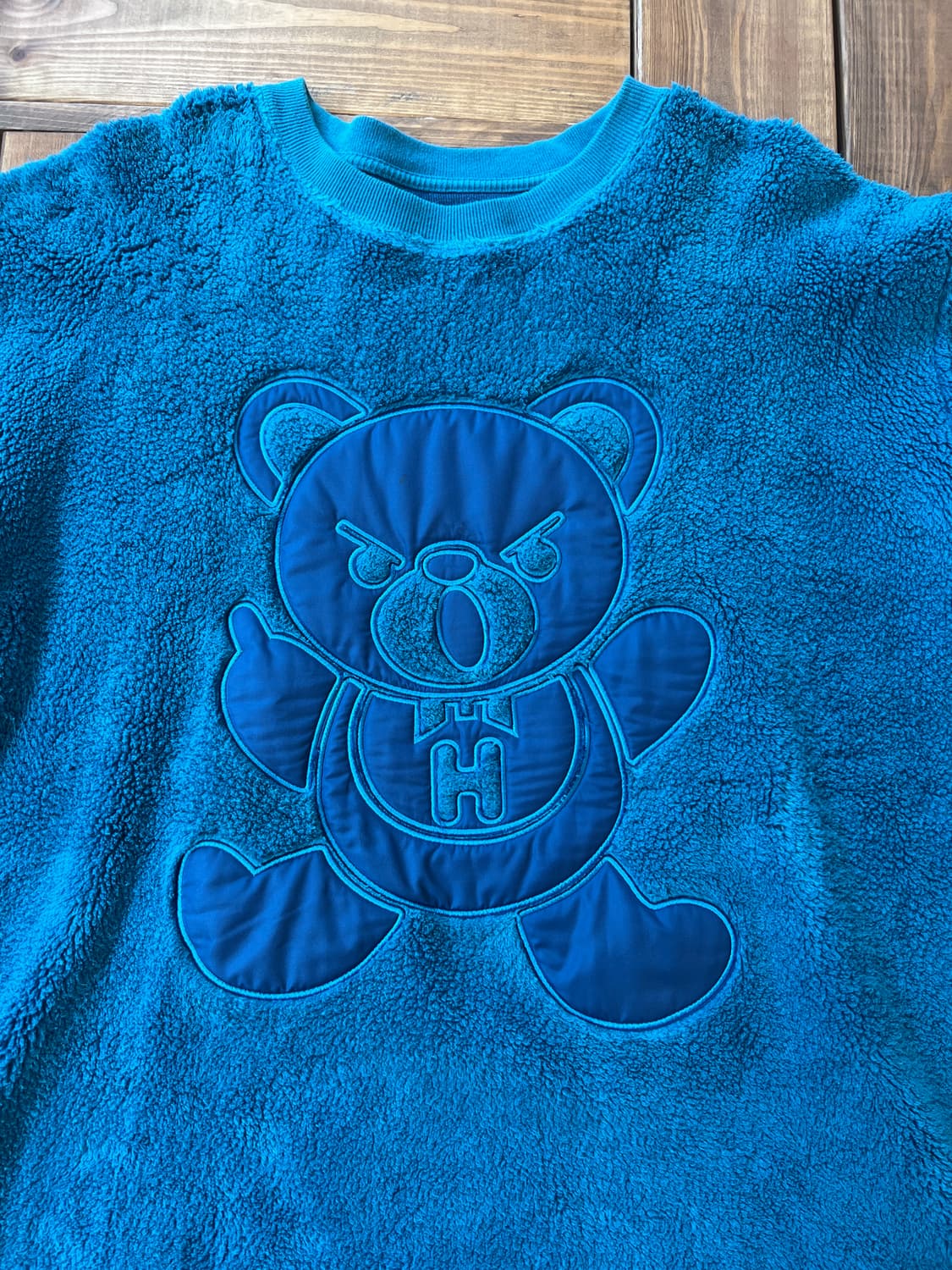 히스테릭 글래머 퍽베어 틸 컬러 퍼 맨투맨 상품이미지7