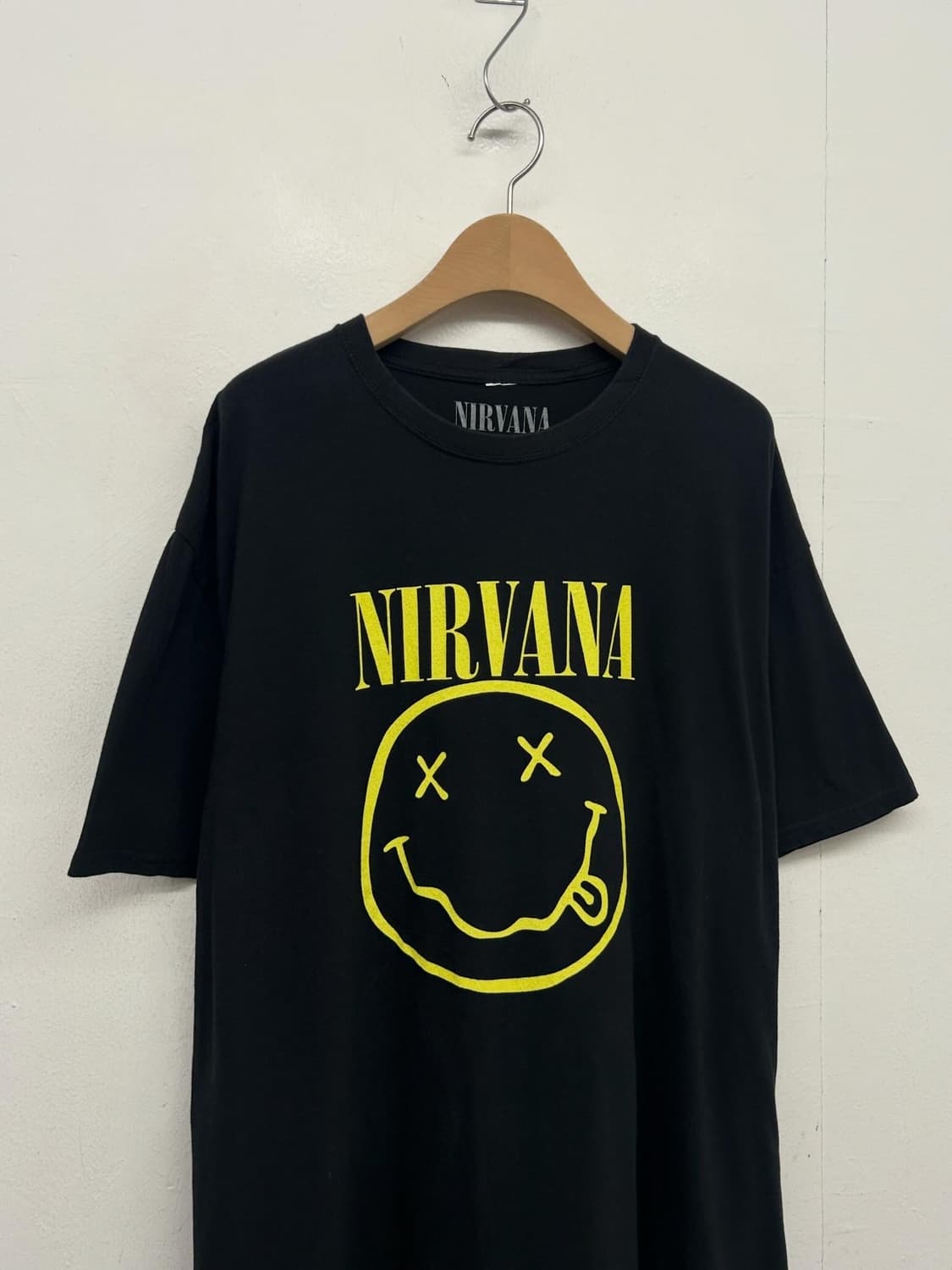 너바나 2022 오피셜 머천 티셔츠 상품이미지2
