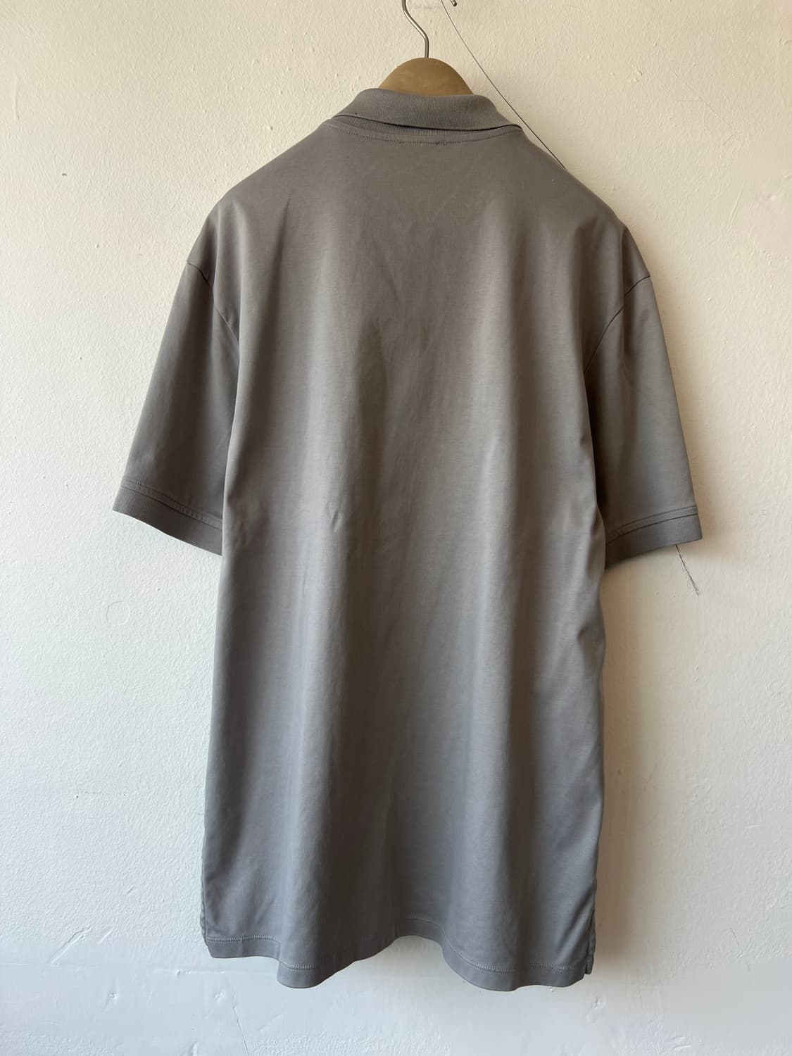 캘빈클라인 남성 그레이 집업카라티셔츠 반팔티셔츠 상품이미지3