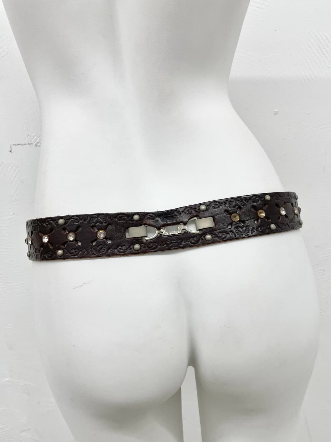 리얼레더 큐빅 펀칭 버클 벨트 상품이미지4