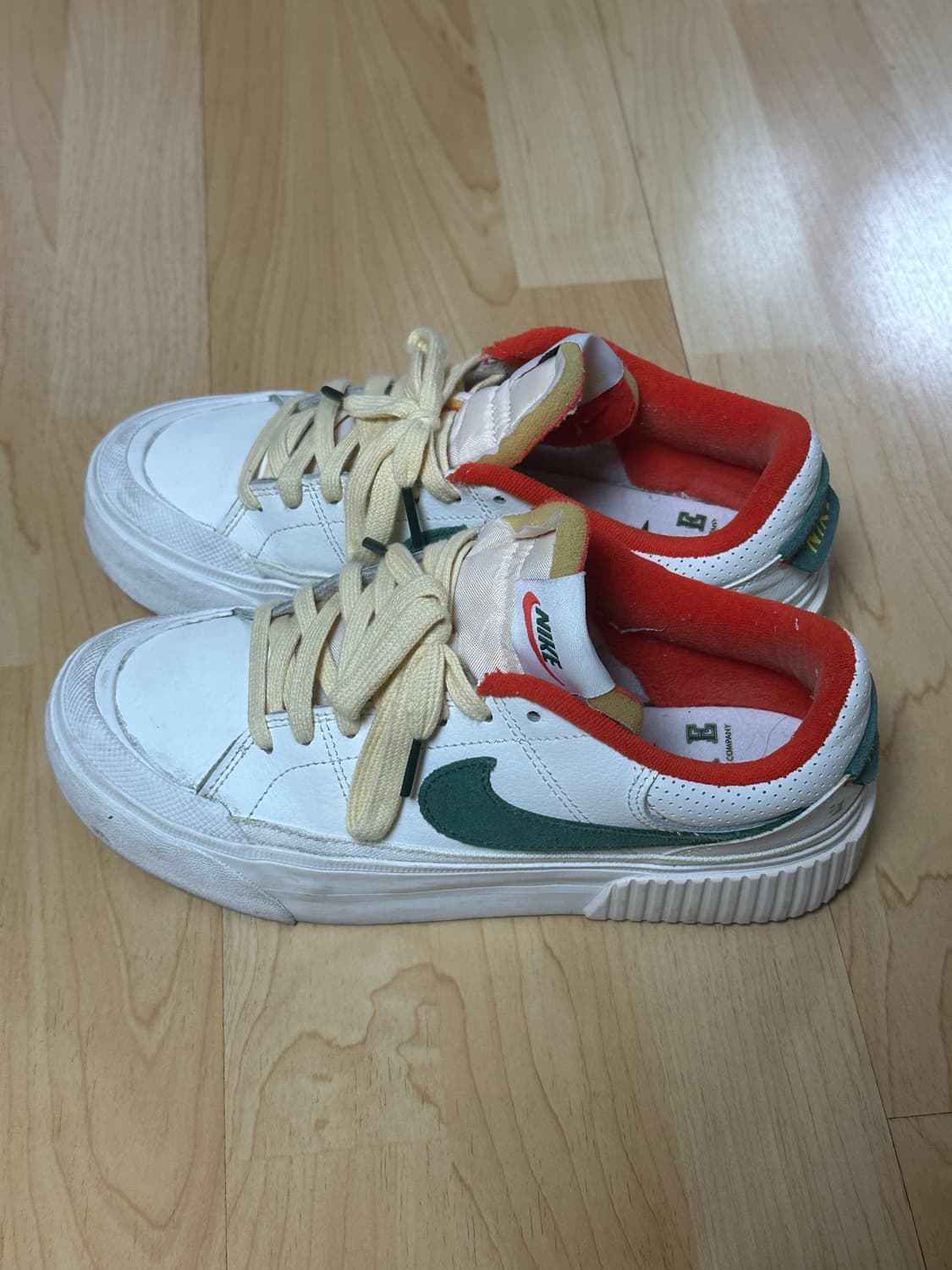 나이키 코트 레거시 235 상품이미지2