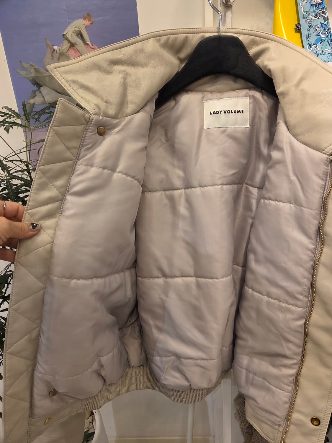 레이디볼륨 비건레더 패딩 점퍼 상품이미지7