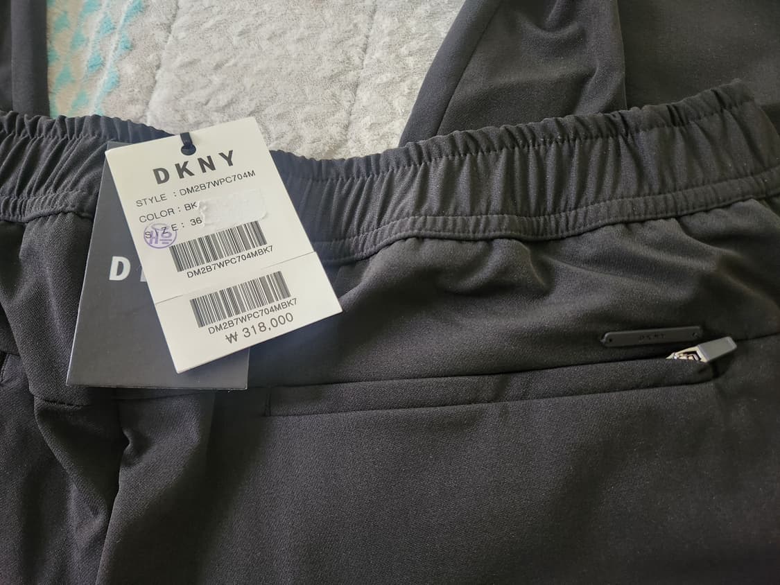 (새상품) DKNY 한섬 타임 최고급 절개 조거 팬츠 32 사이즈 (정가 상품이미지5