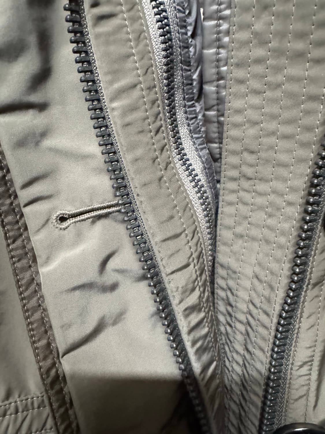 38 버버리 여성 나일론 패딩 자켓 상품이미지8