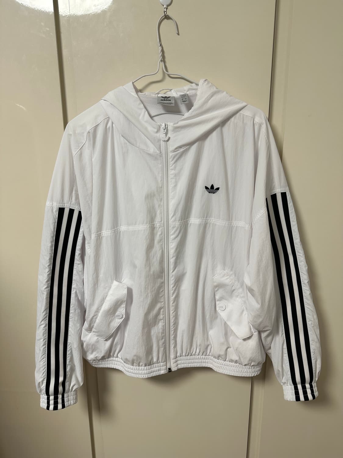 (새상품) 아디다스 바람막이 자켓 화이트 L사이즈 상품이미지1