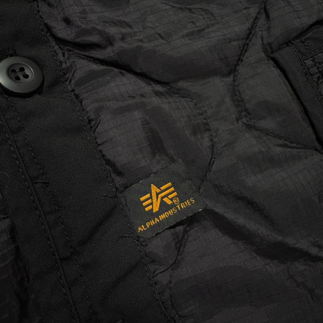 꼼데가르송 x 알파 퀼팅자켓 상품이미지6