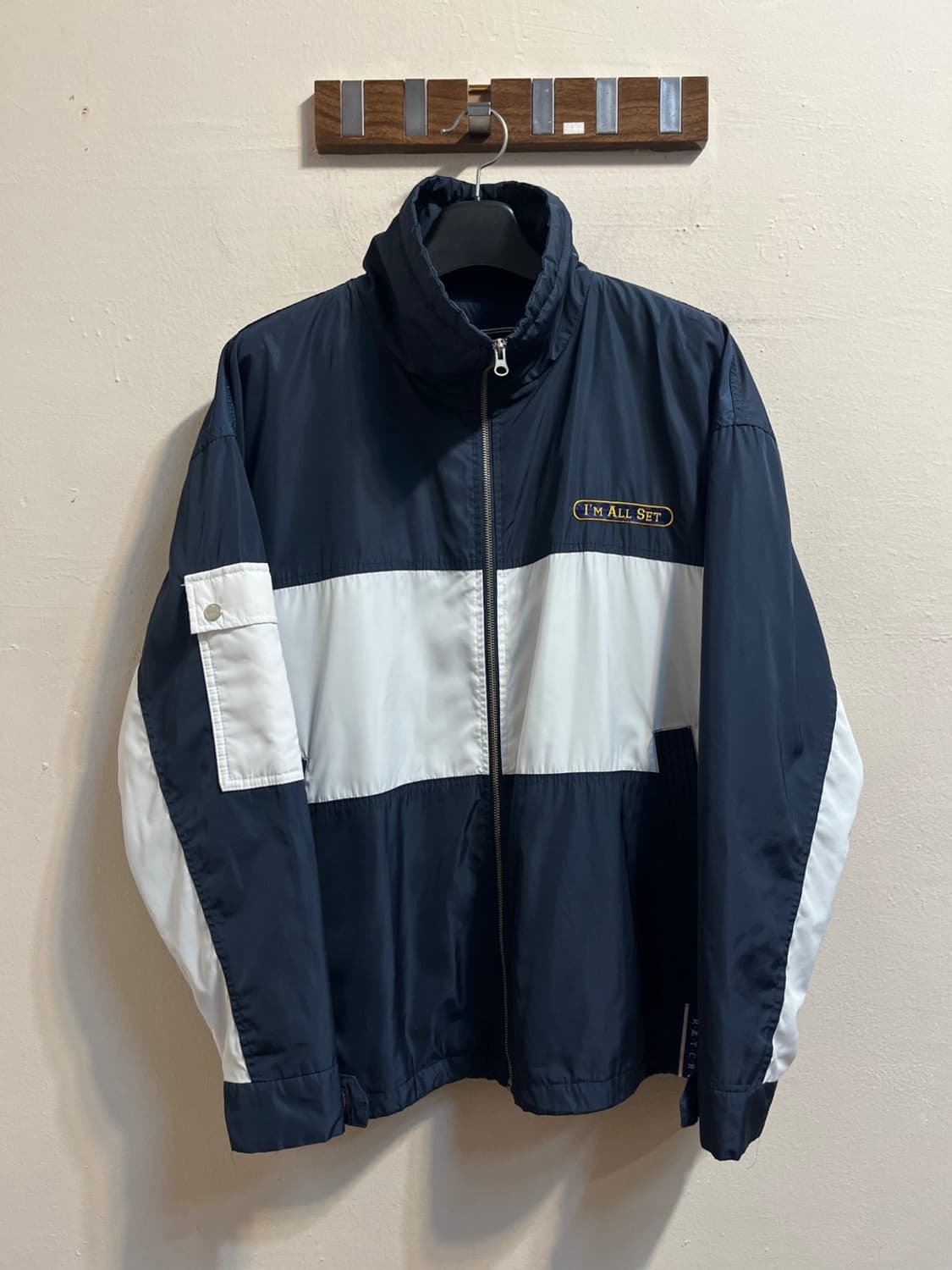 로맨틱크라운 올드스쿨 배색 윈드브레이커 자켓 (341) 상품이미지1