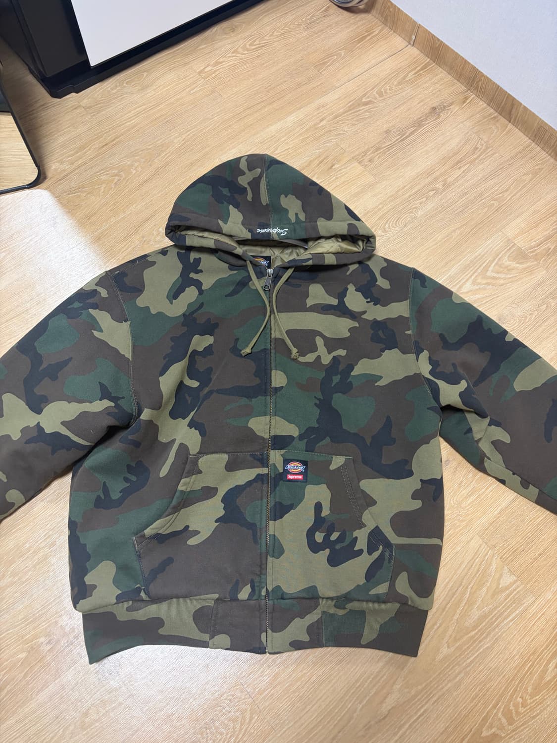 슈프림 디키즈 퀄팅집업 s 상품이미지3