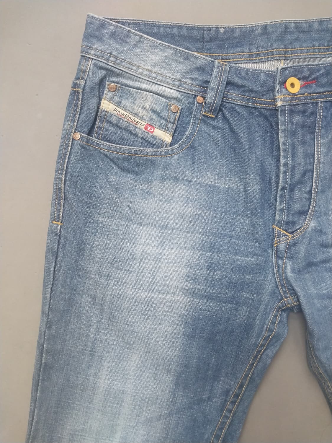 [34] 디젤 데미지 레귤러 스트레이트진 청바지 상품이미지2