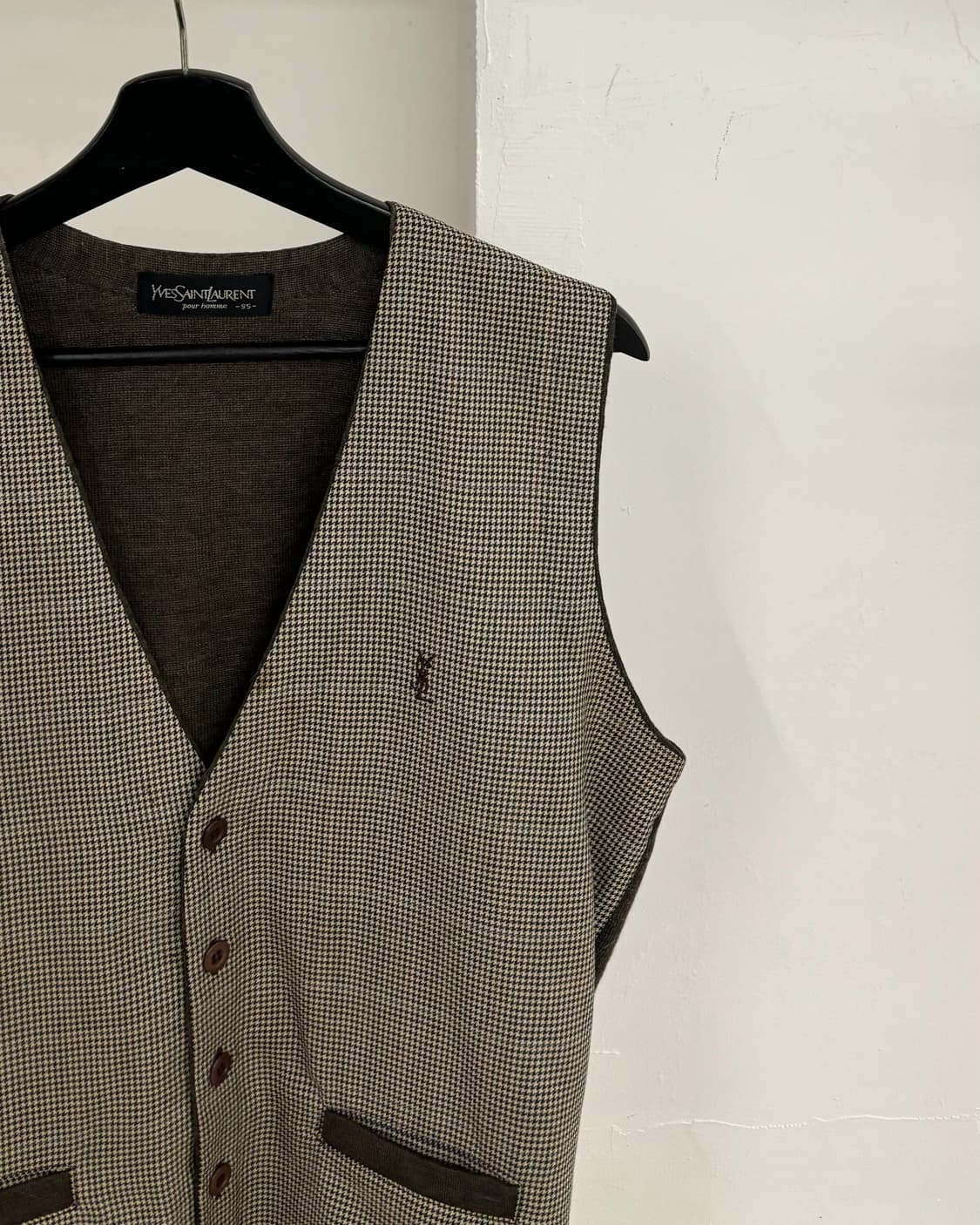 입생로랑 브라운 울 하운드투스 체크 베스트 상품이미지4