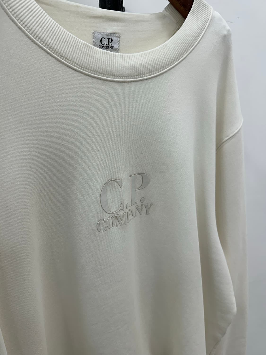 cp컴퍼니 맨투맨 상품이미지6