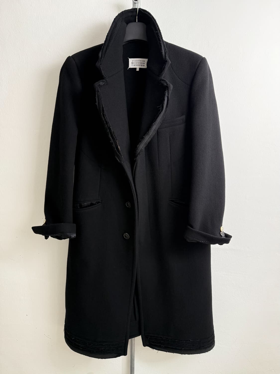 Maison Margiela Deconstructed Wool Coat 상품이미지1