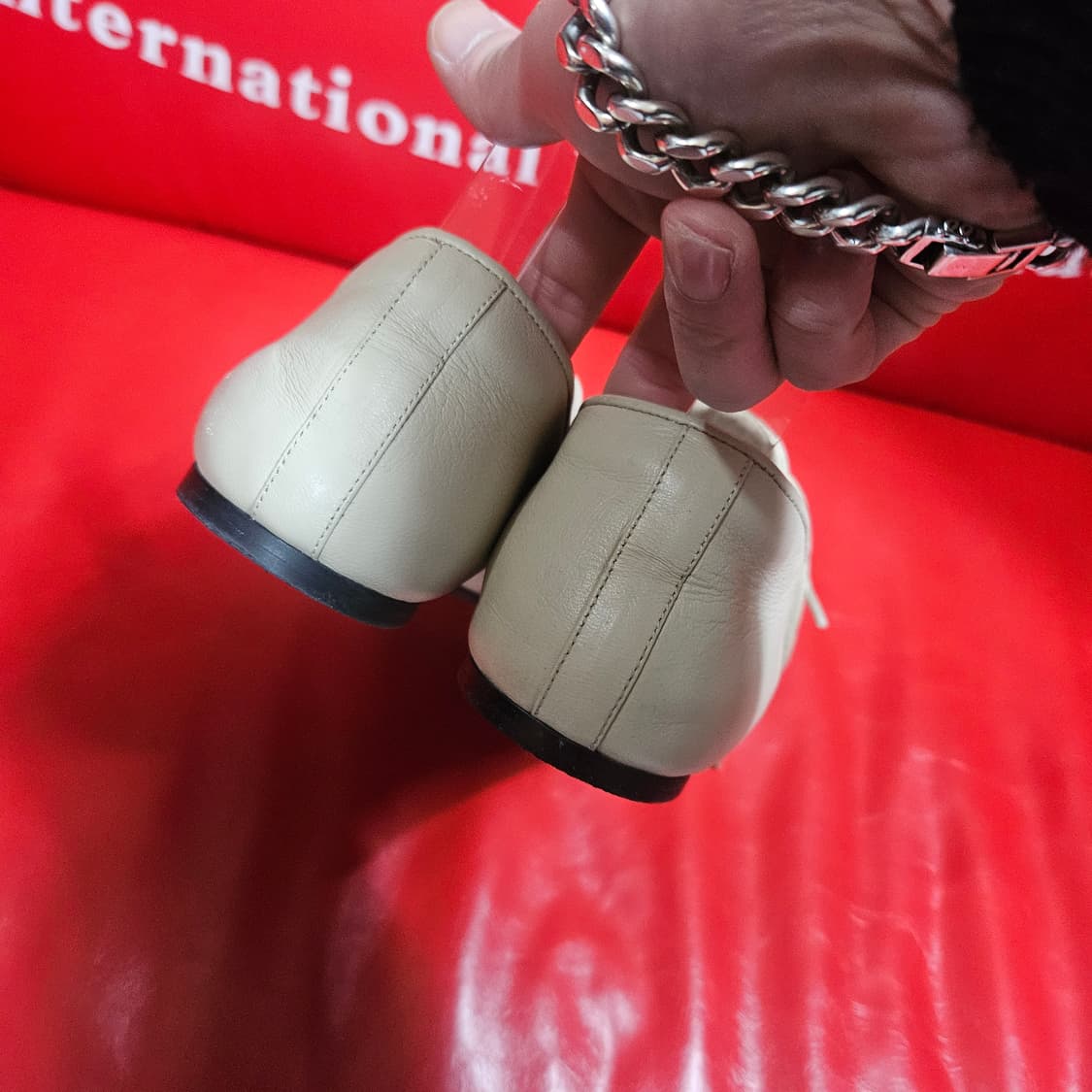 오르(Orr) 플레어 토 플렛 스니커즈 베이지 38.5 size 상품이미지4