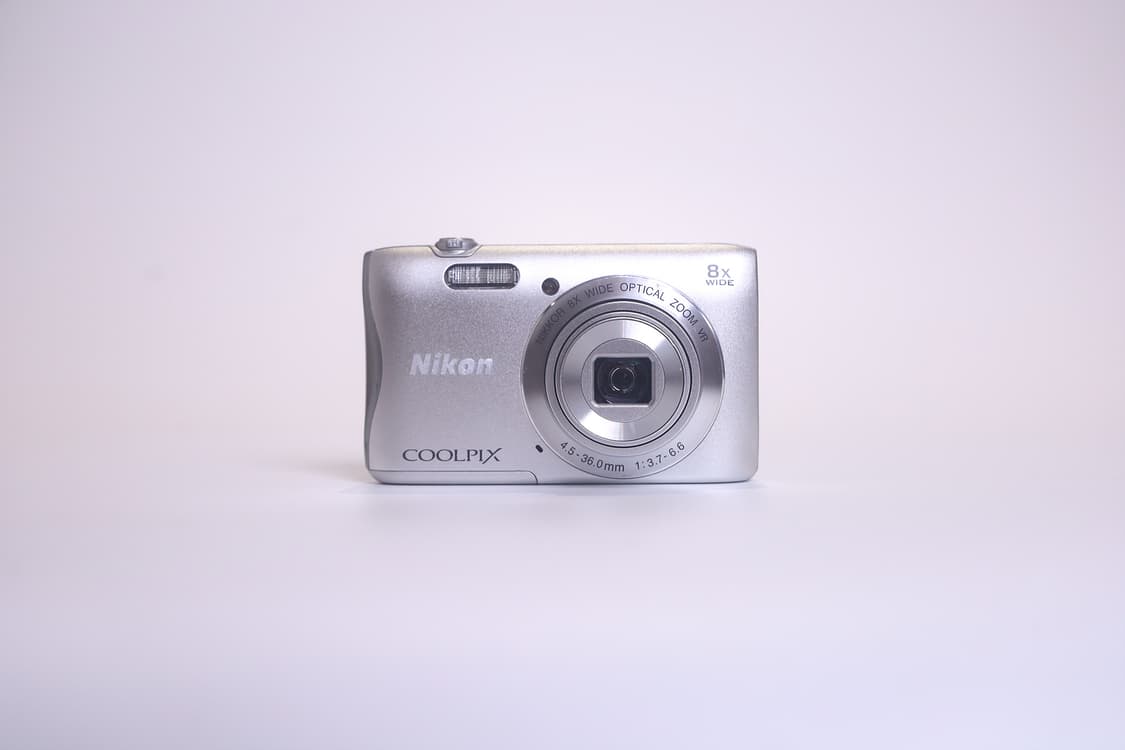 니콘 쿨픽스 S3700 실버 상품이미지1