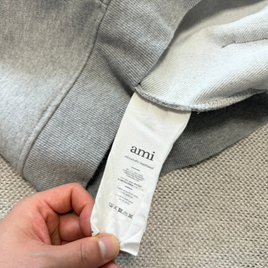 아미 스몰 하트 로고 후드티 상품이미지3