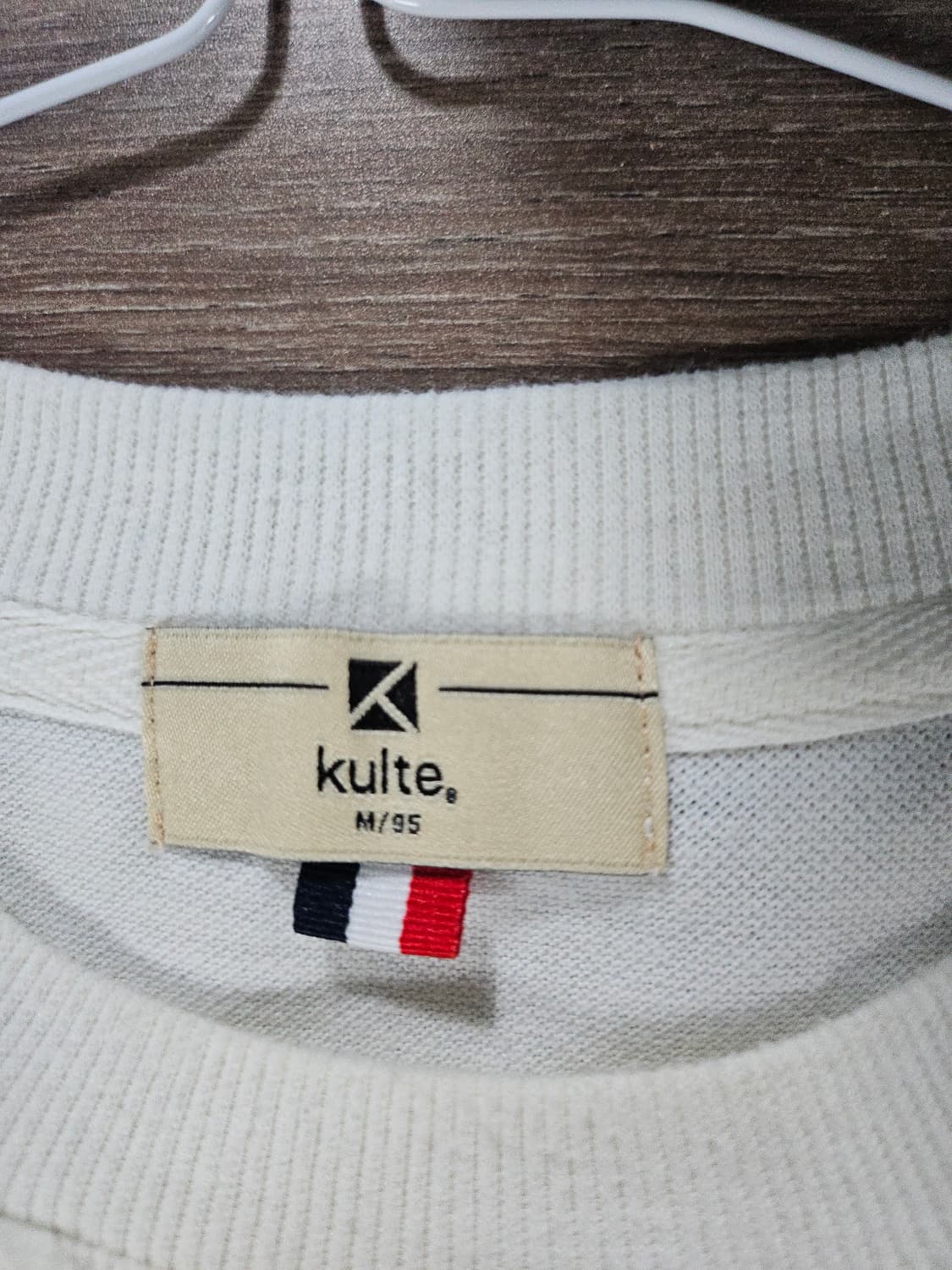 Kulte  쿨트 크림색 라운드반팔티셔츠 95 상품이미지2