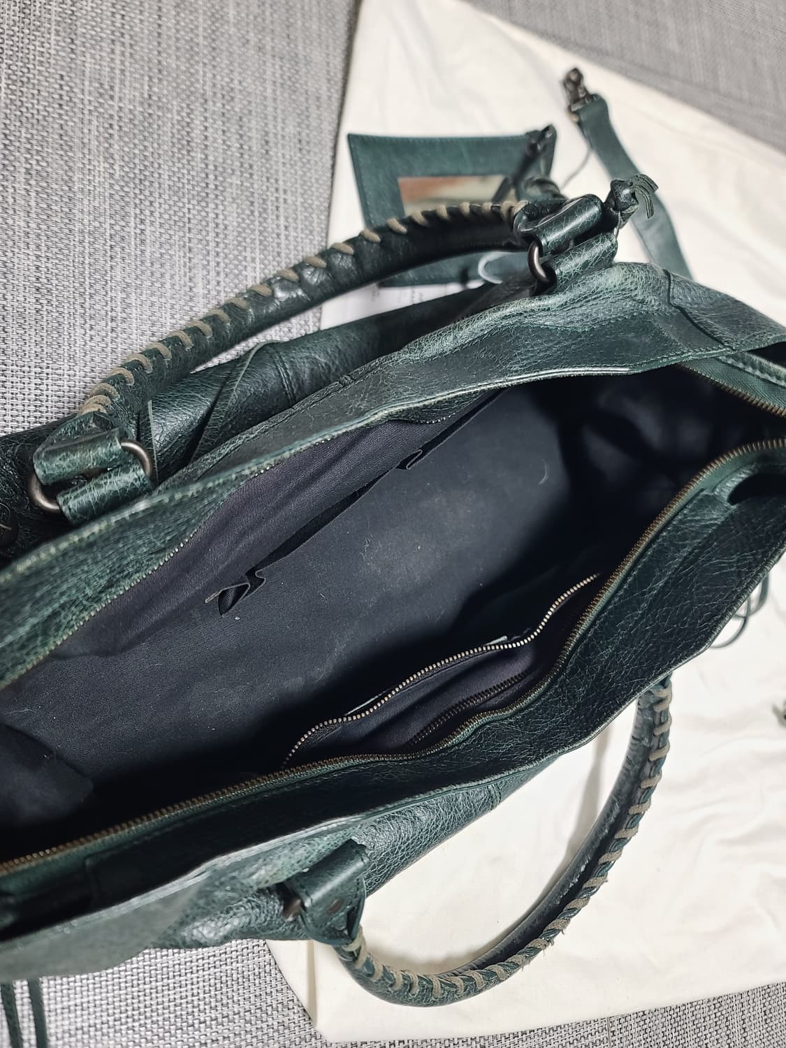 발렌시아가 모터백 시티백 미디움 다크그린 진녹색 숄더백 토트백 상품이미지3